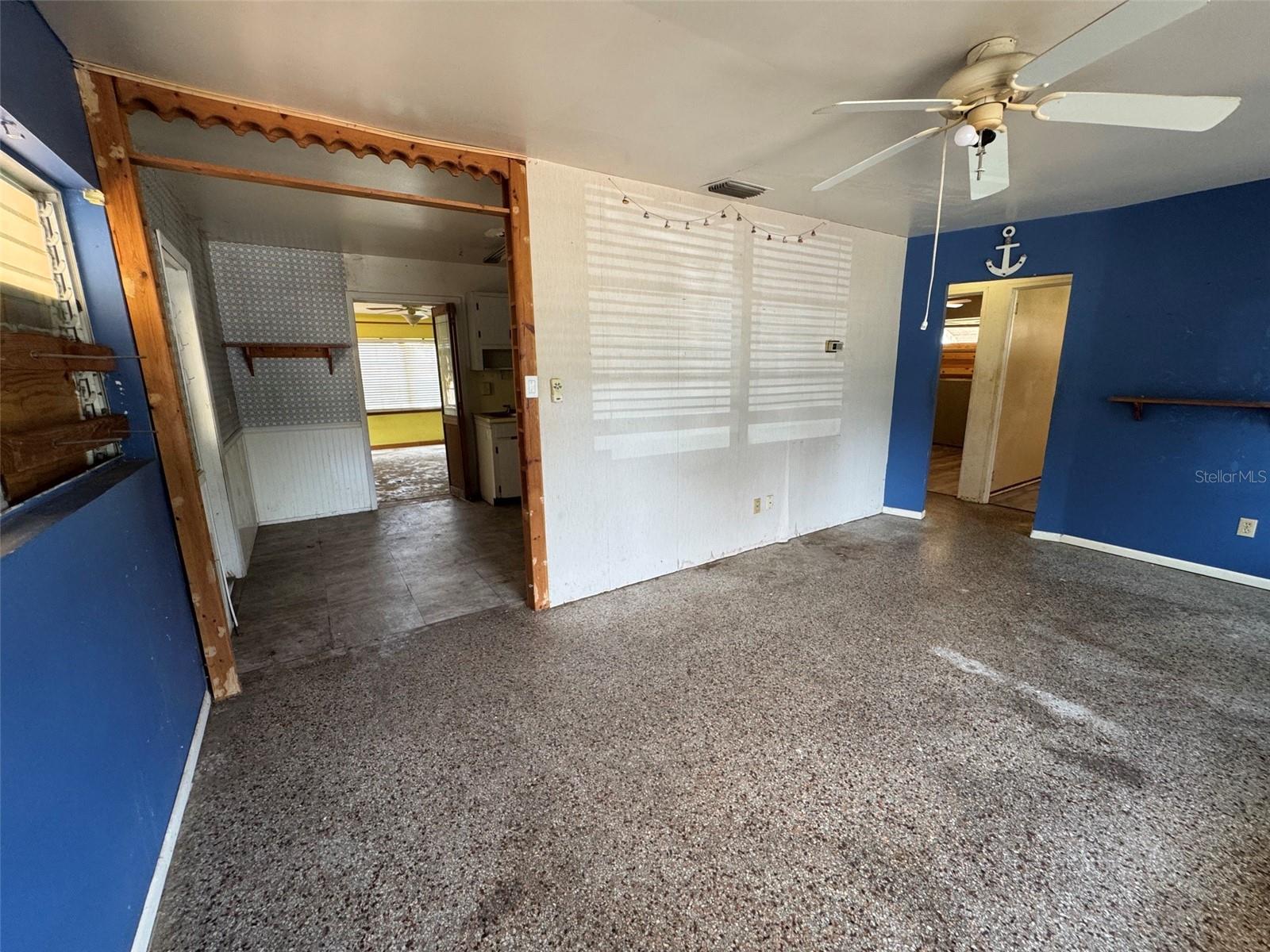 Image 12 of 29 For 6783 78th Avenue N