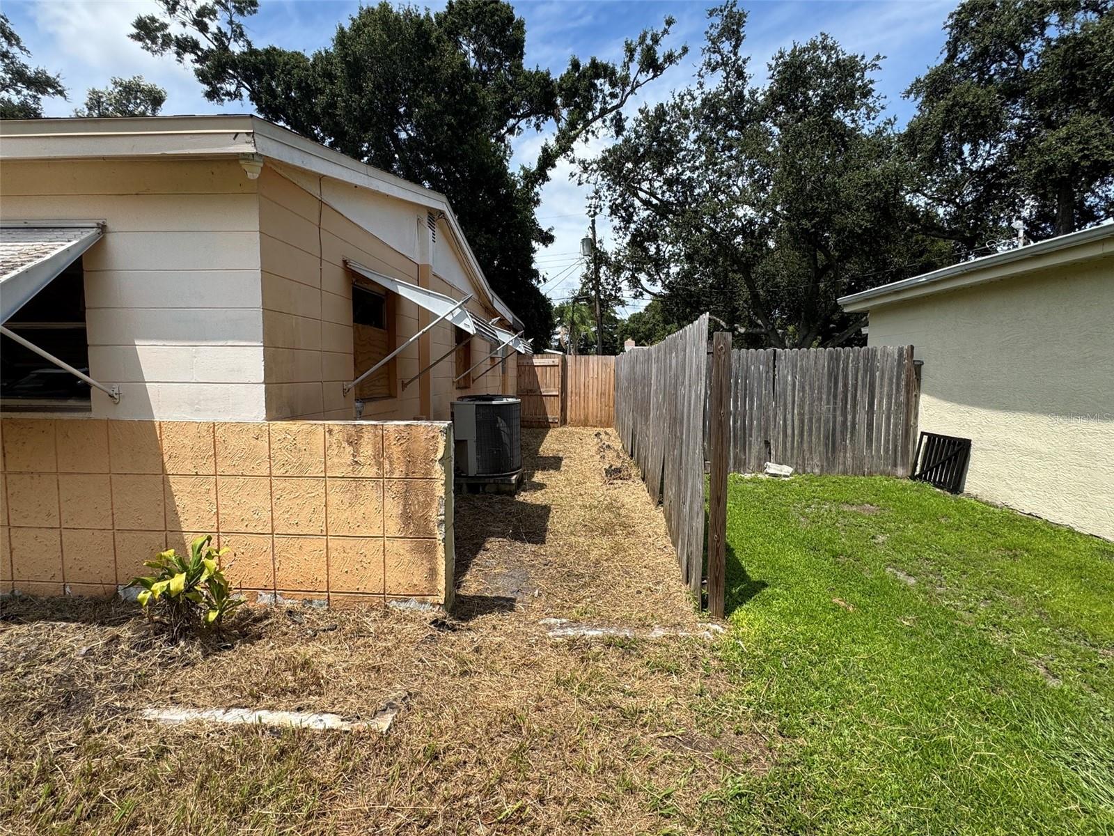 Image 2 of 29 For 6783 78th Avenue N