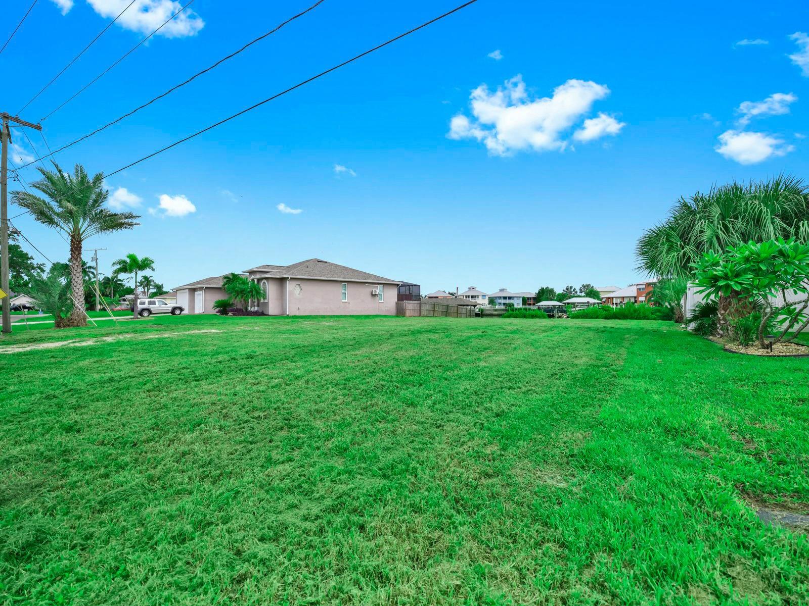 Image 14 of 15 For 493 Flamingo Drive