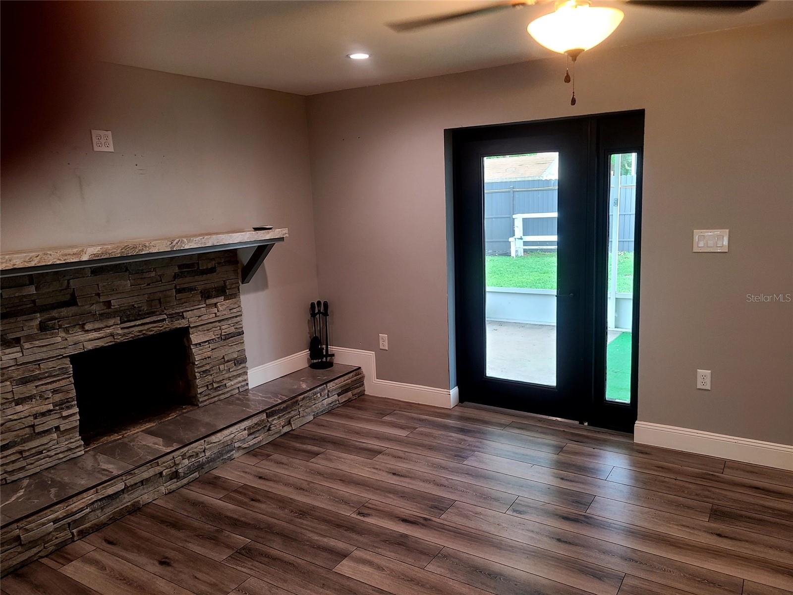 Image 7 of 14 For 806 114th Avenue