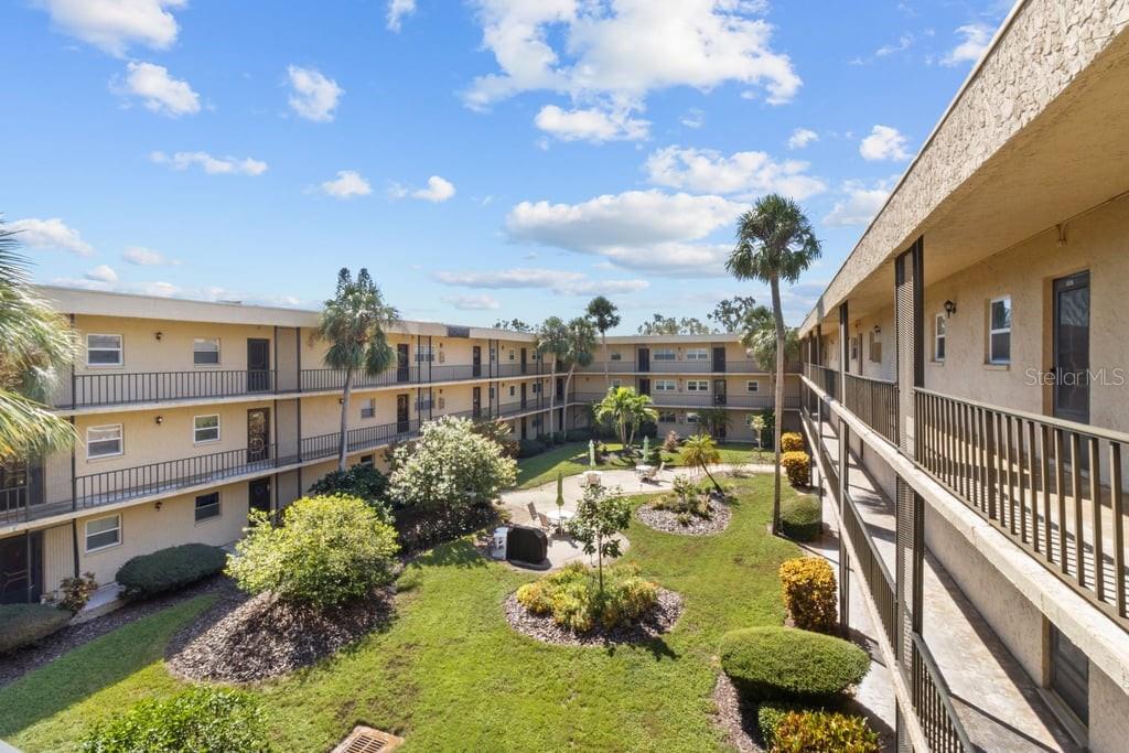 Image 22 of 30 For 11485 Oakhurst Road 200-309