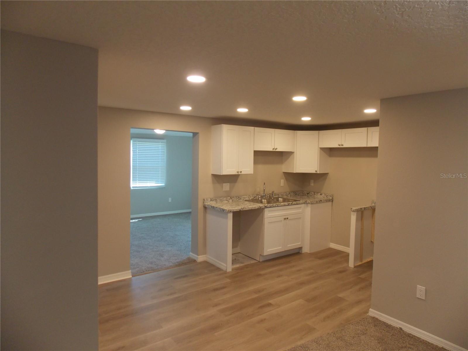 Image 3 of 16 For 10422 116th Avenue