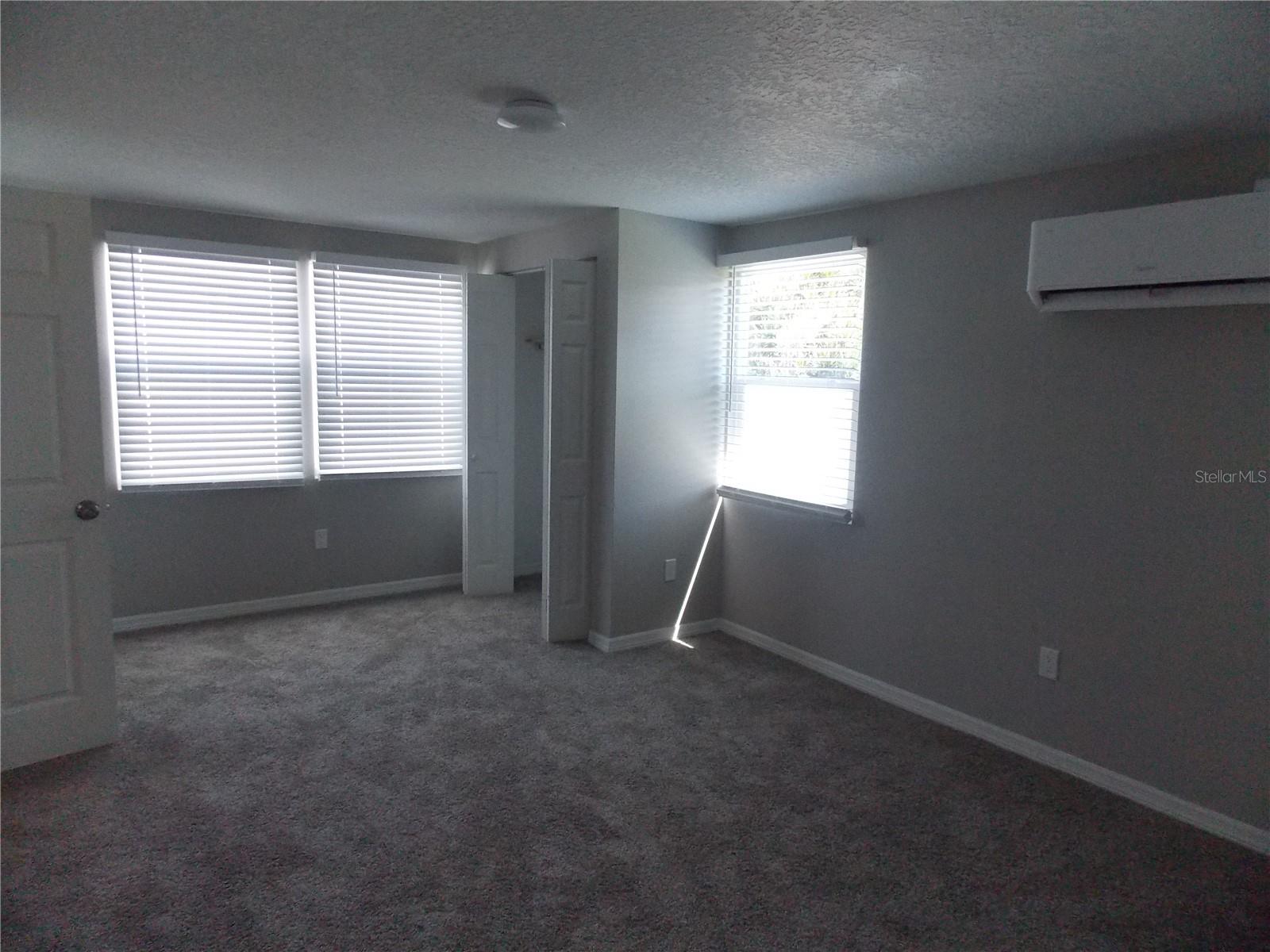 Image 7 of 16 For 10422 116th Avenue
