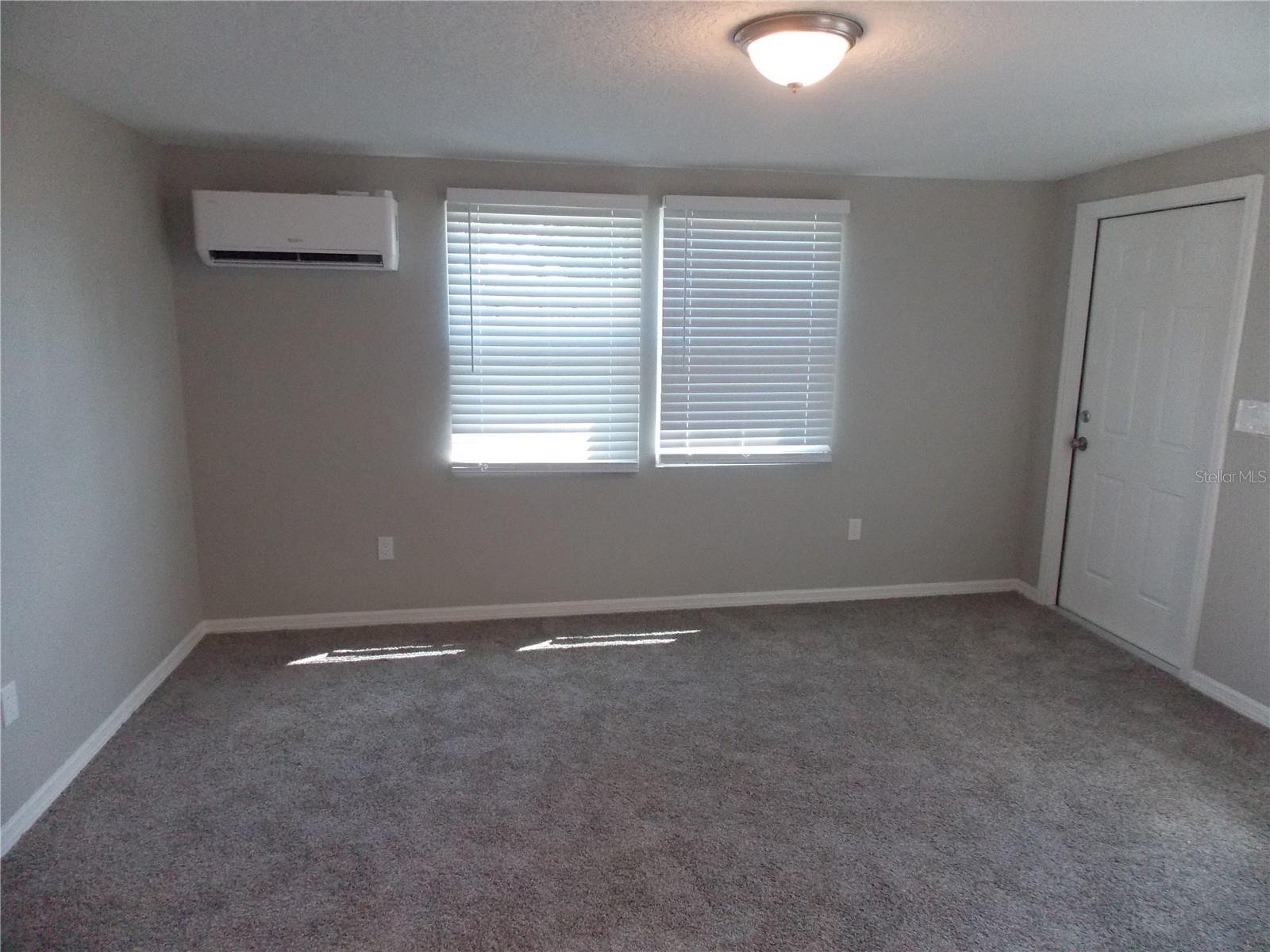 Image 8 of 16 For 10422 116th Avenue