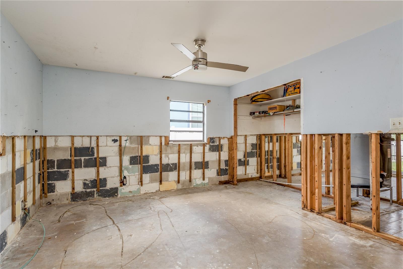 Image 18 of 37 For 8812 Audrey Lane