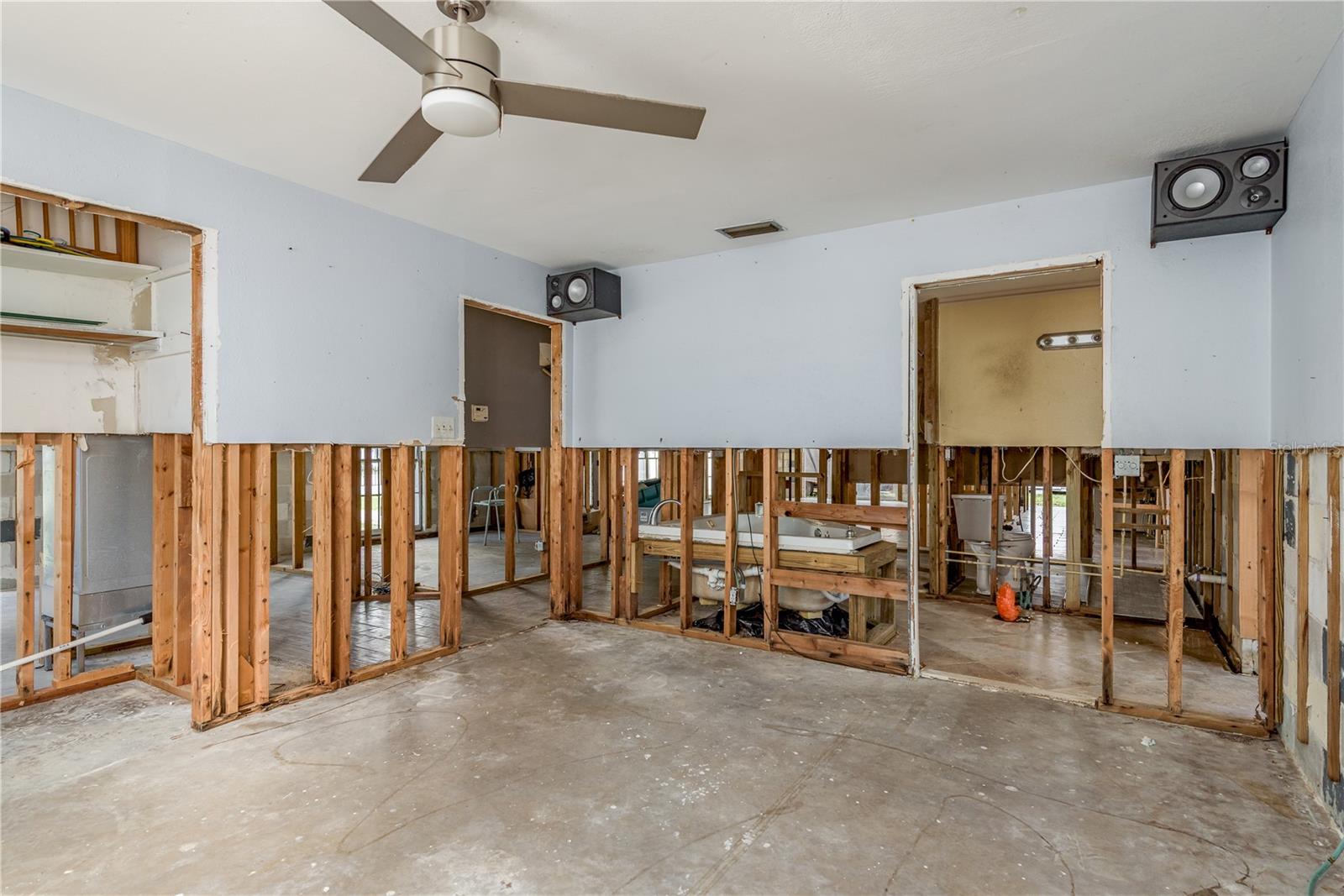 Image 19 of 37 For 8812 Audrey Lane