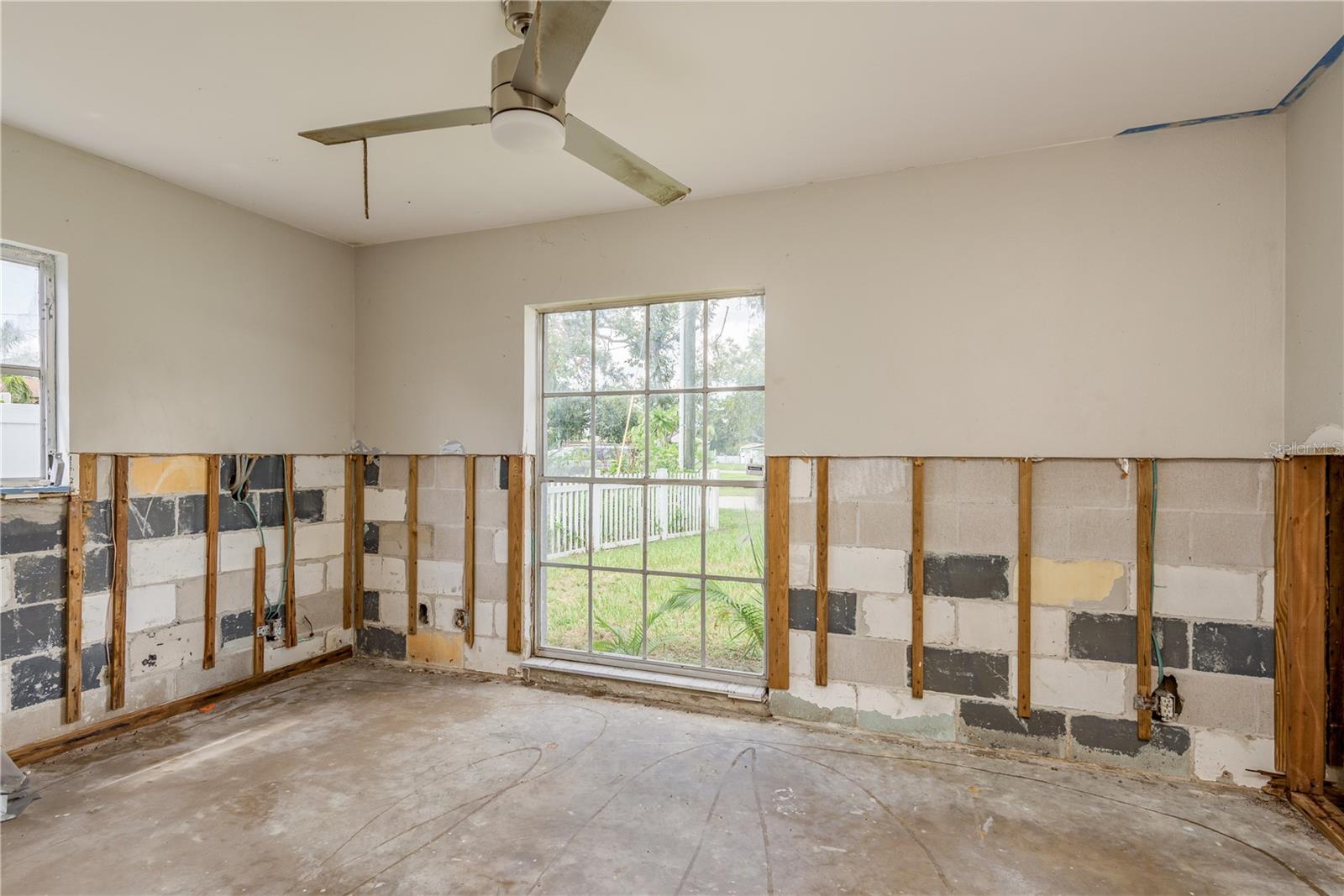 Image 20 of 37 For 8812 Audrey Lane