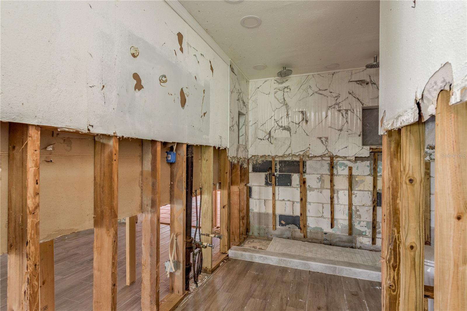 Image 22 of 37 For 8812 Audrey Lane