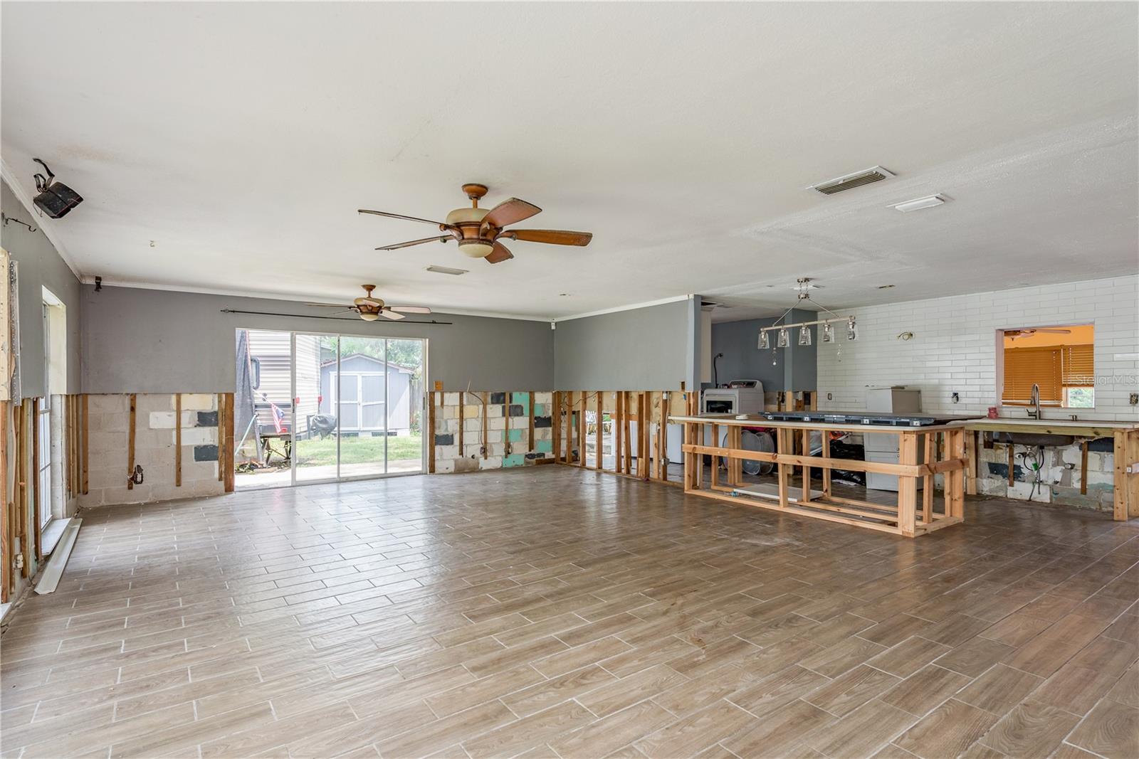 Image 7 of 37 For 8812 Audrey Lane