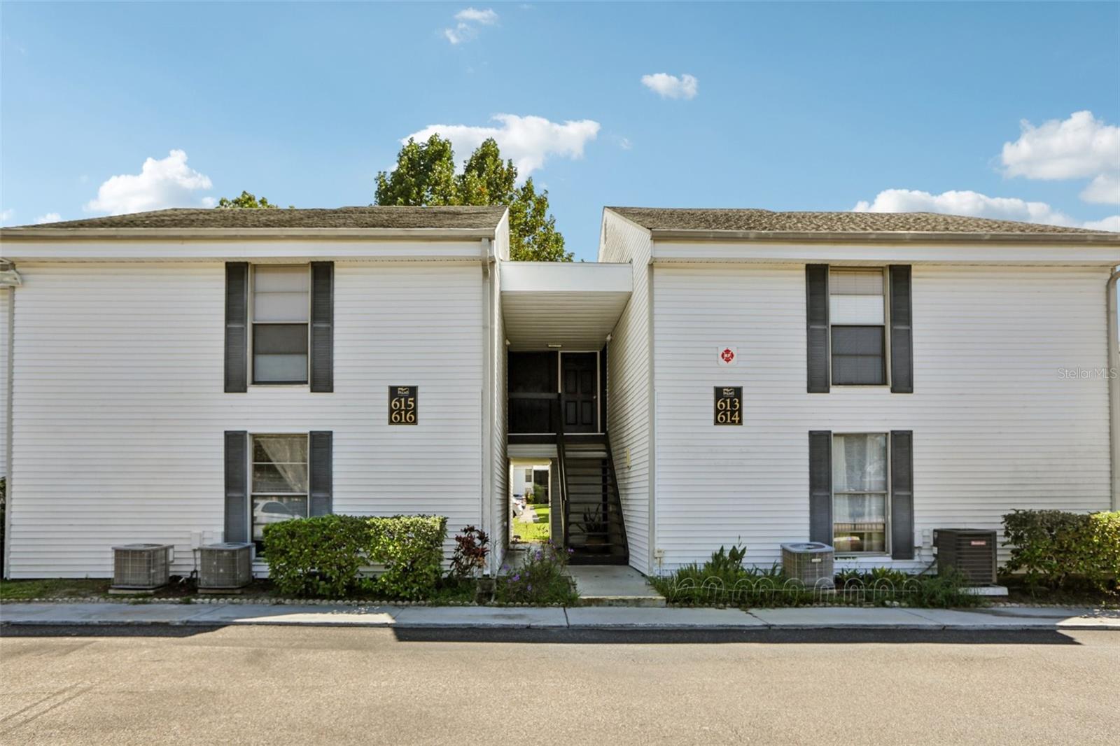 Image 10 of 27 For 616 Haven Place 616
