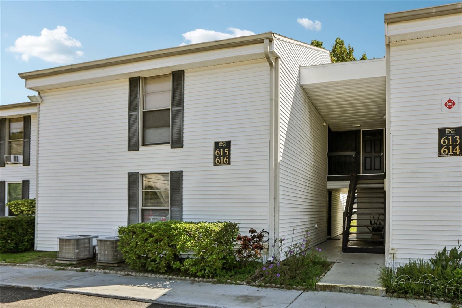 Image 11 of 27 For 616 Haven Place 616