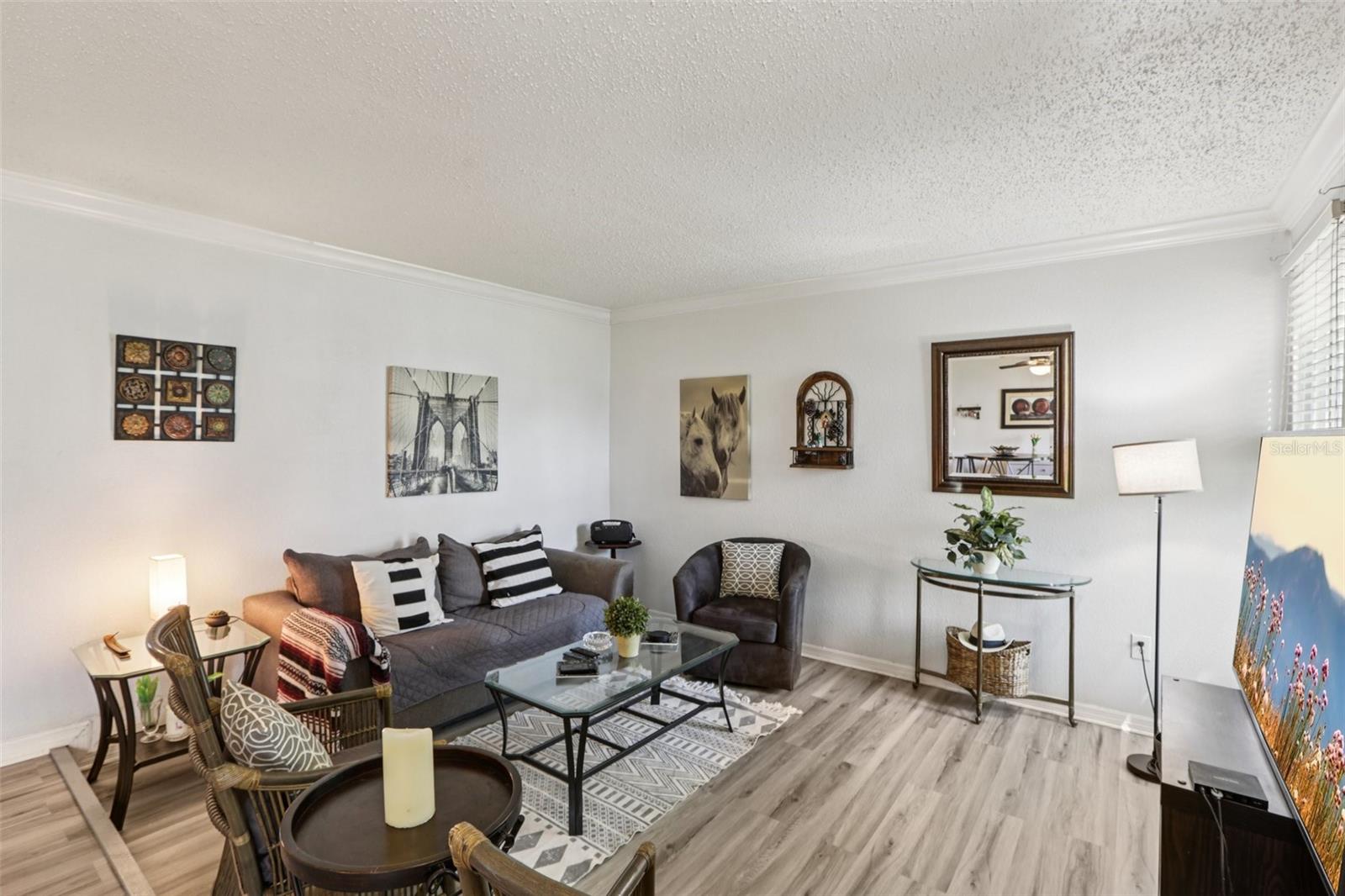 Image 15 of 27 For 616 Haven Place 616