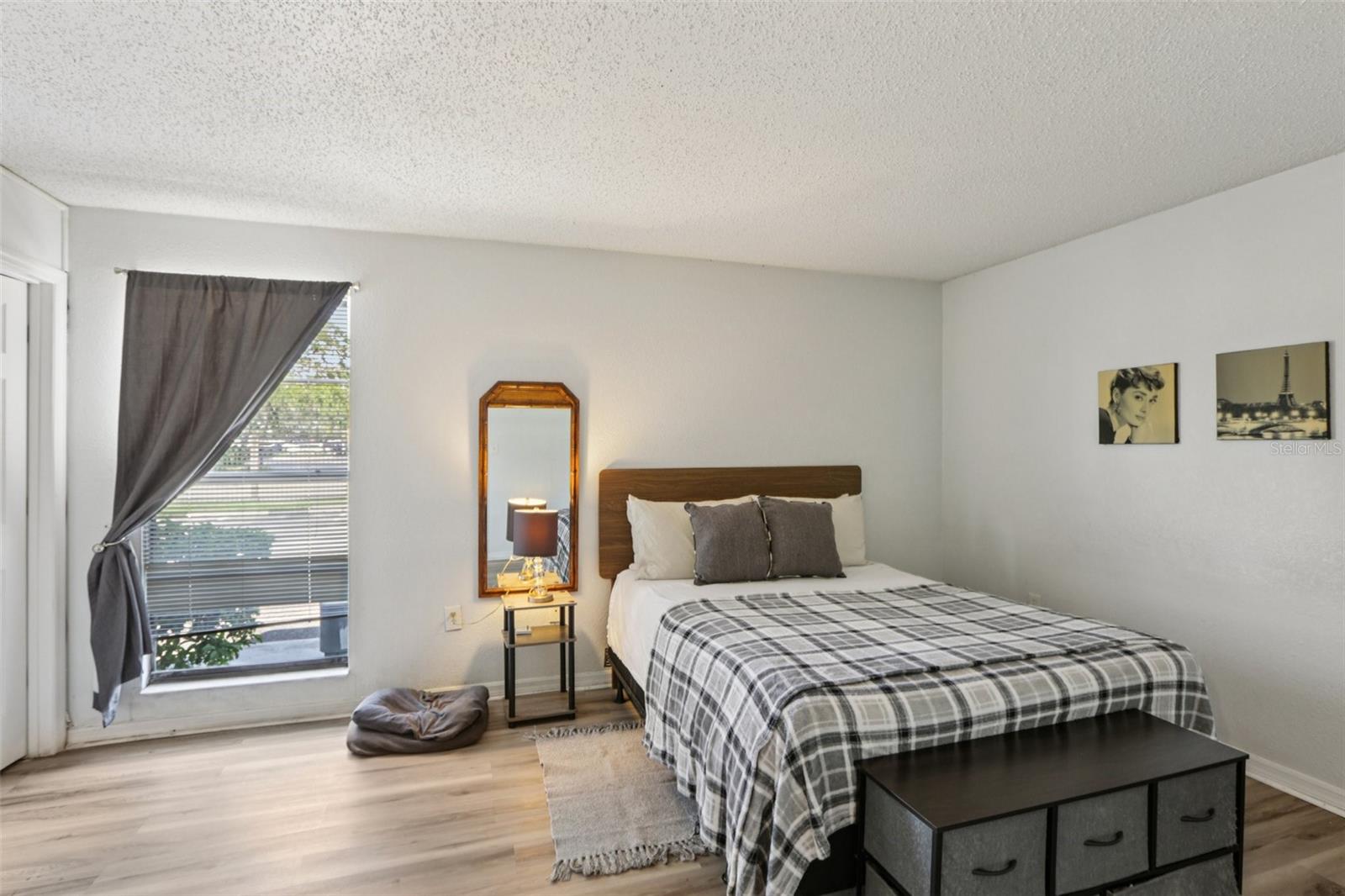 Image 6 of 27 For 616 Haven Place 616