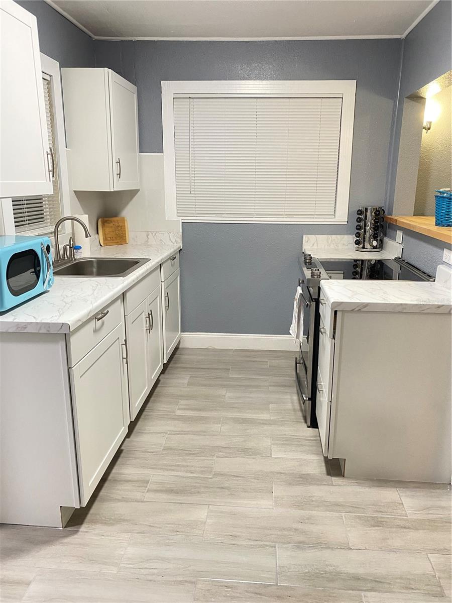 Image 14 of 21 For 3427 Palmetto Street