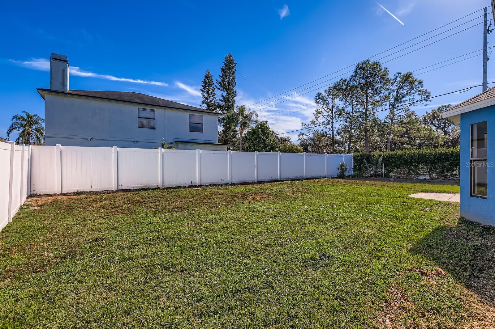 Image 27 of 28 For 8601 Flowing Brook Court