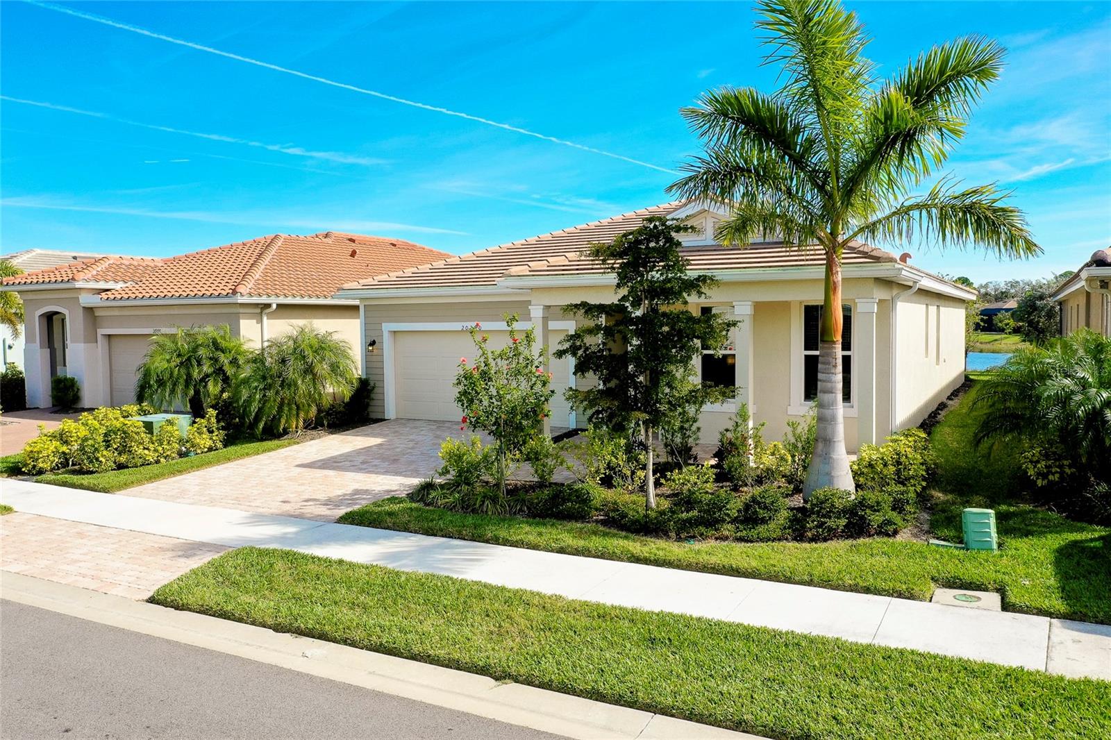 Image 16 of 91 For 20280 Concerto Place