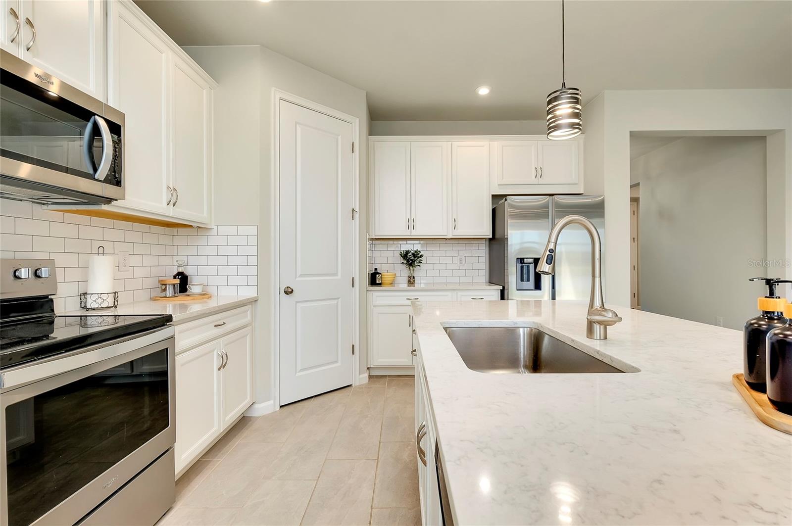 Image 35 of 91 For 20280 Concerto Place