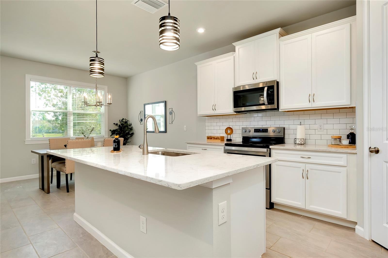 Image 40 of 91 For 20280 Concerto Place