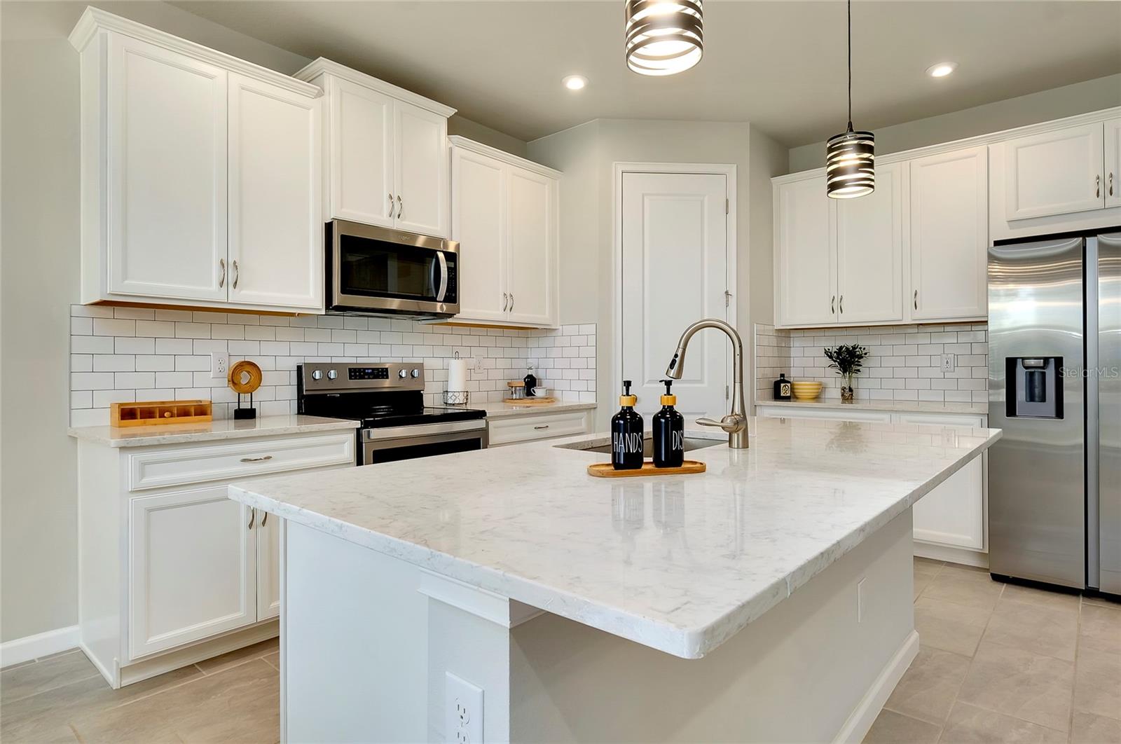 Image 42 of 91 For 20280 Concerto Place