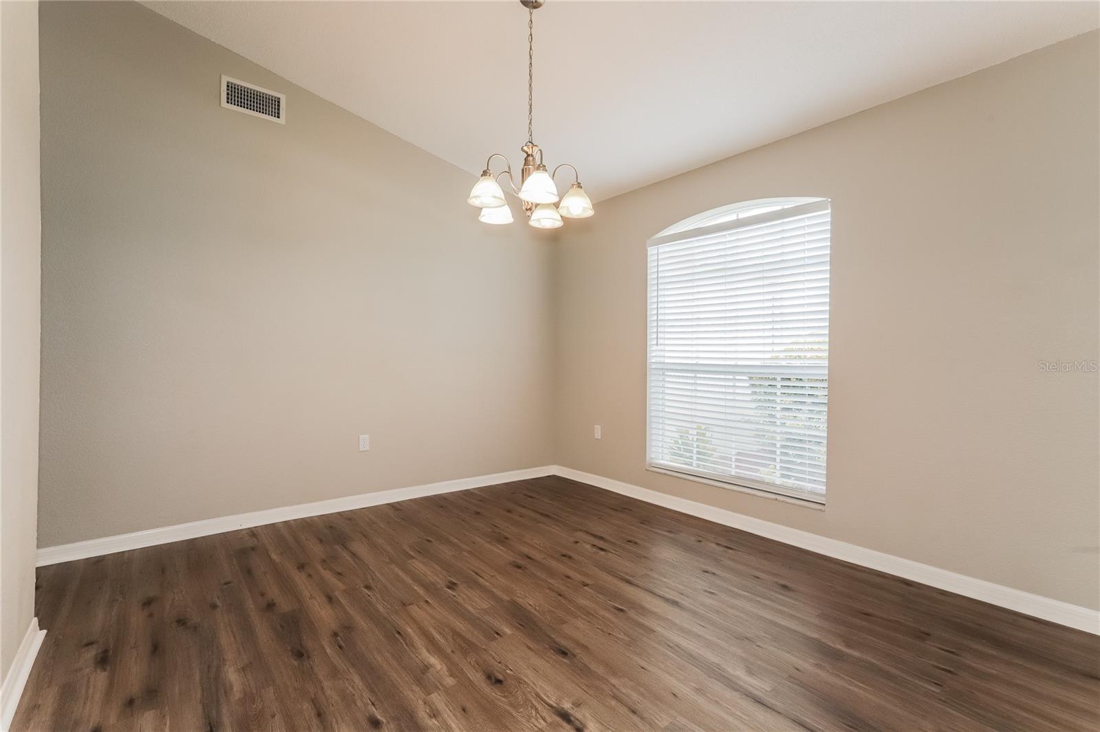 Image 4 of 15 For 3407 Imperial Manor Way