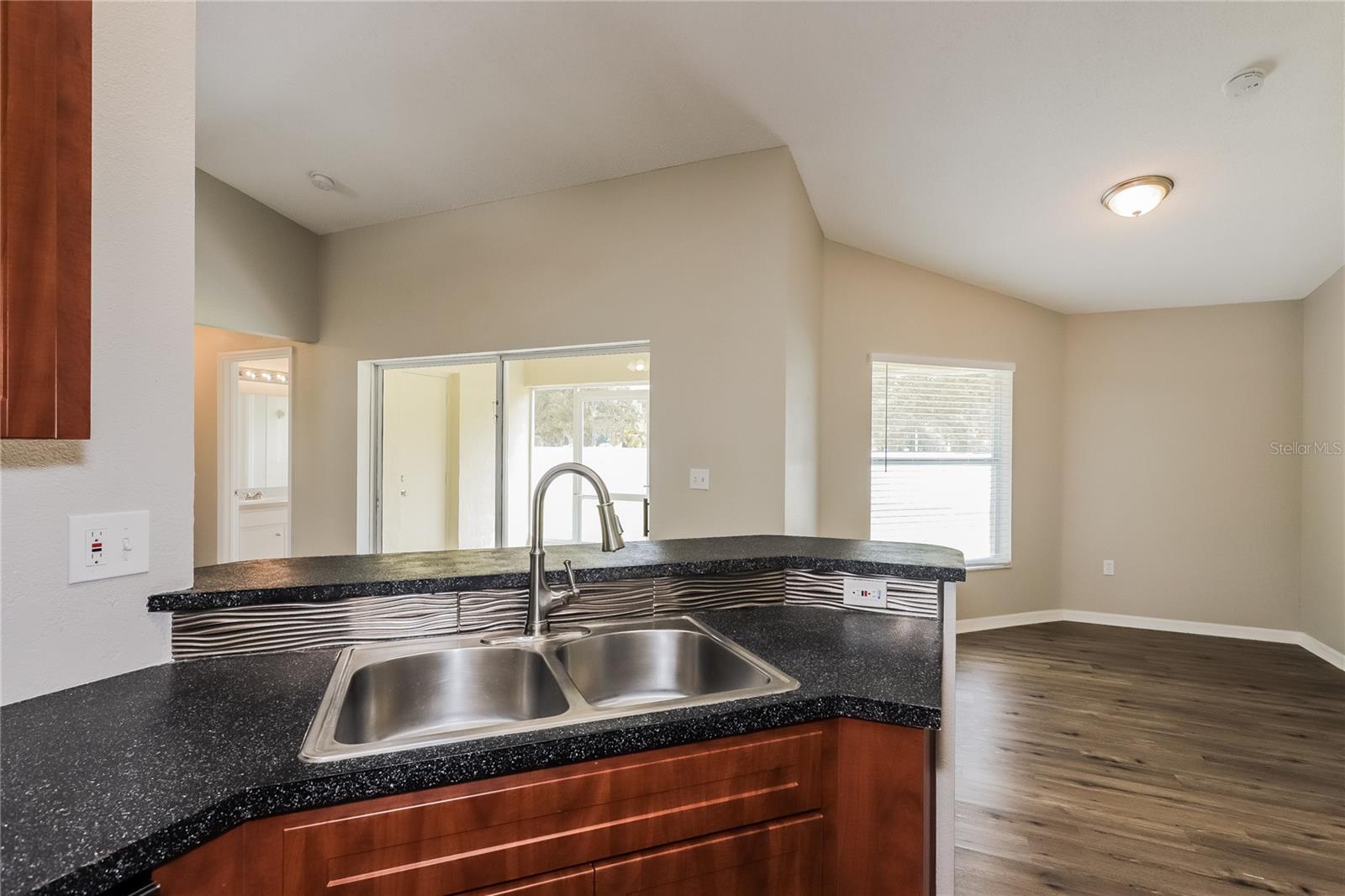 Image 6 of 15 For 3407 Imperial Manor Way