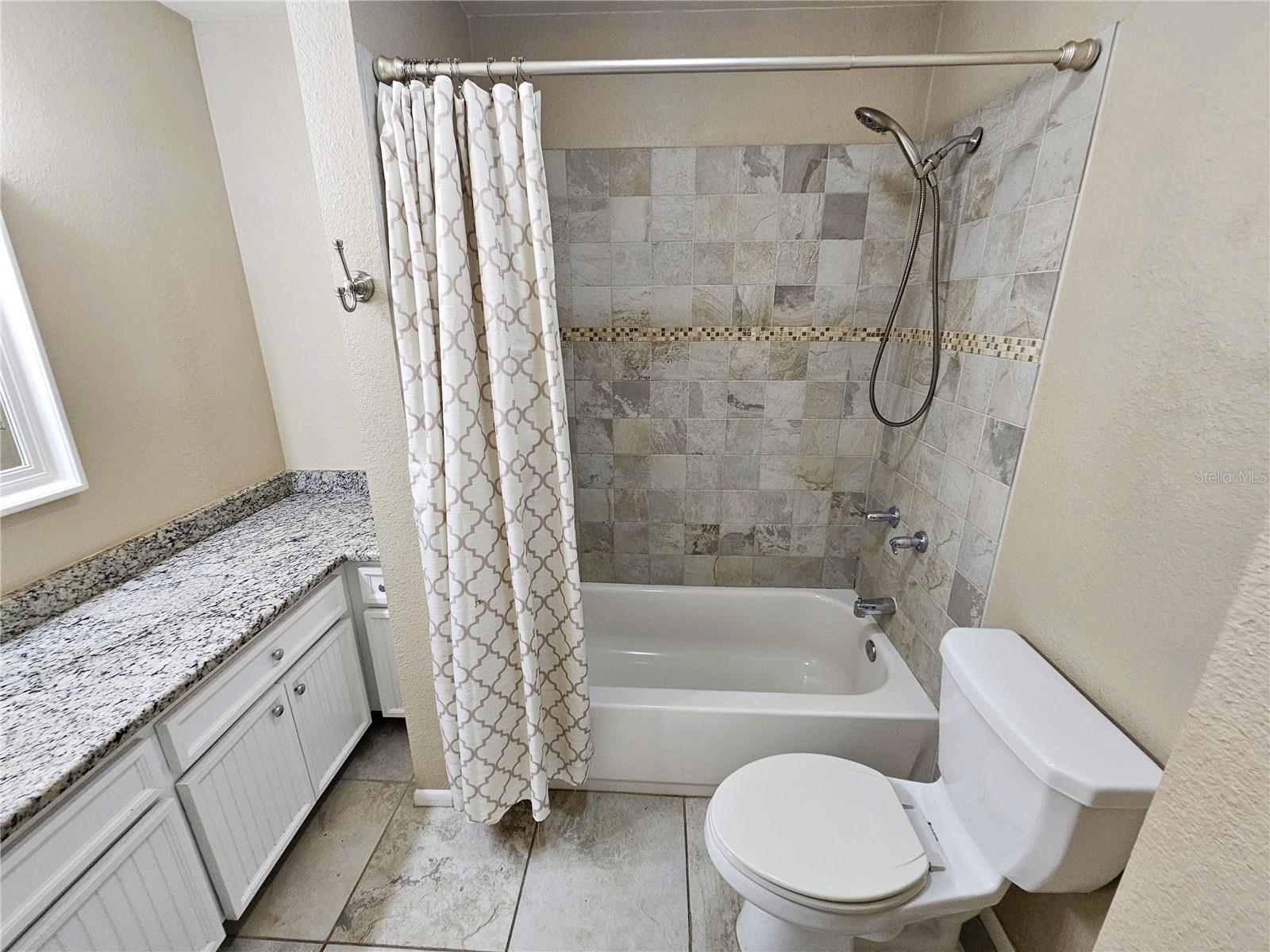 Image 11 of 21 For 3105 Horatio Street C11