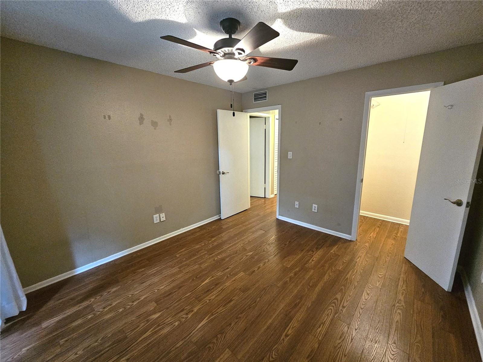 Image 15 of 21 For 3105 Horatio Street C11