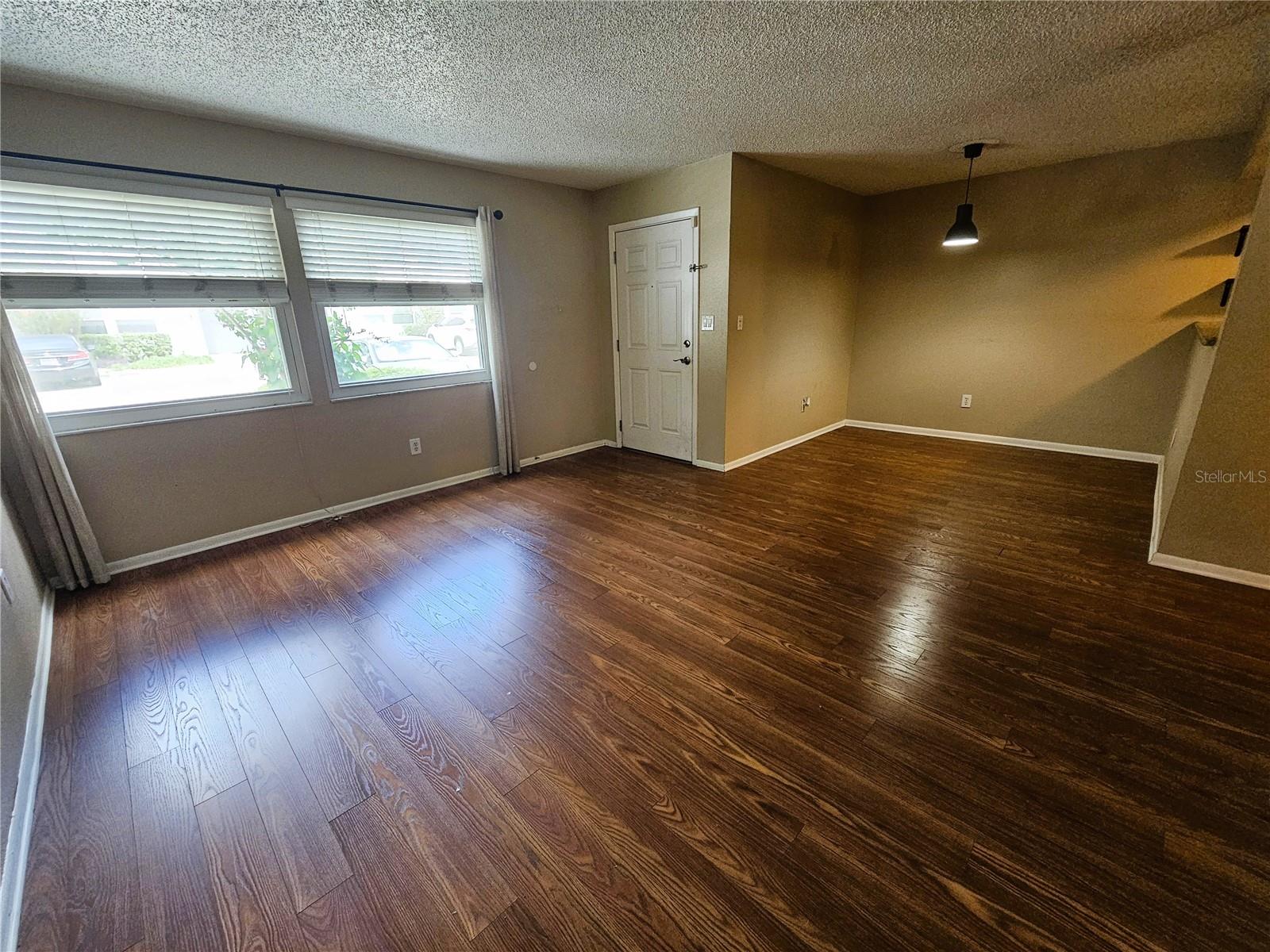 Image 4 of 21 For 3105 Horatio Street C11