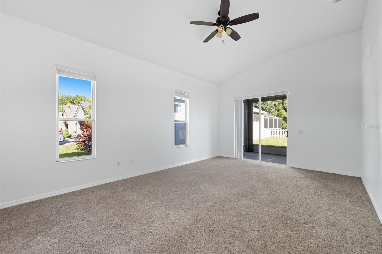 Image 15 of 38 For 27653 Mulholland Court