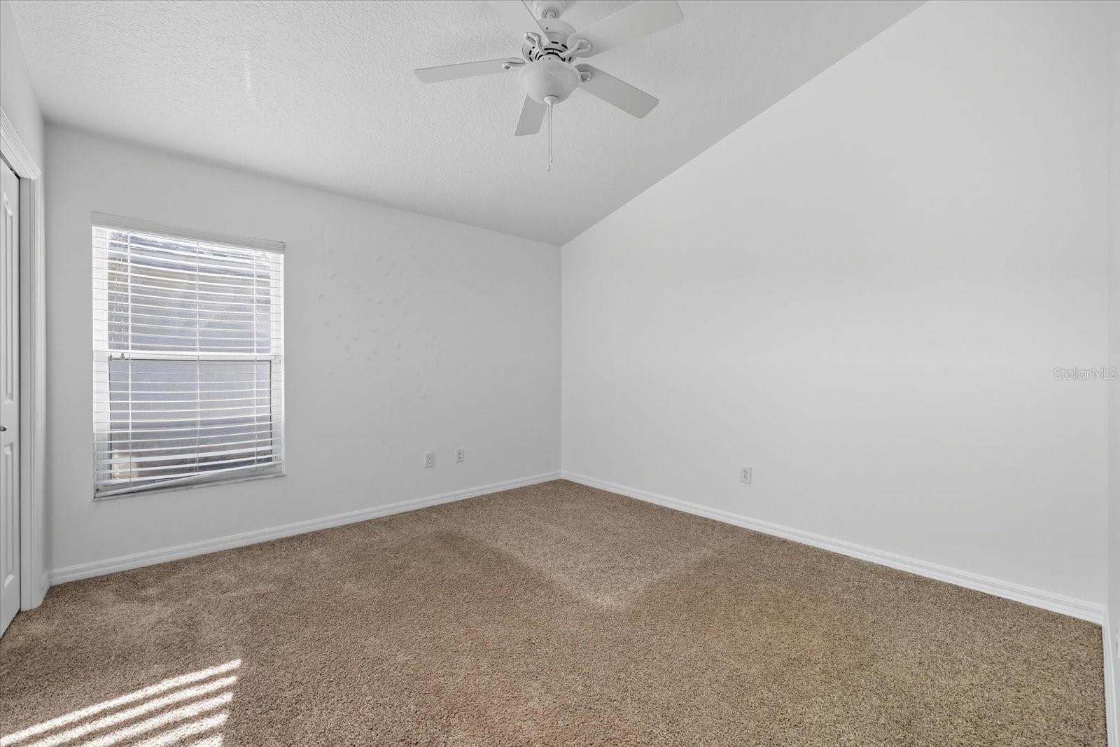 Image 24 of 38 For 27653 Mulholland Court