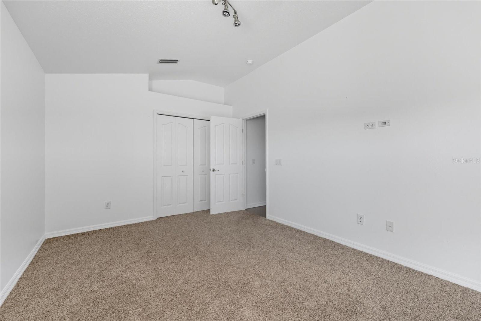 Image 28 of 38 For 27653 Mulholland Court