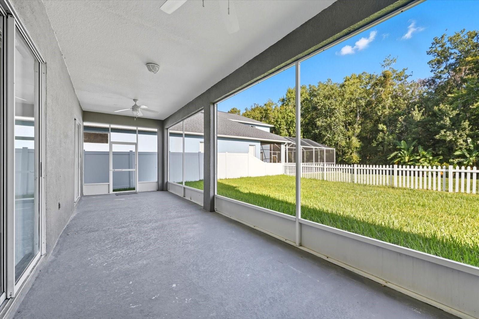 Image 32 of 38 For 27653 Mulholland Court