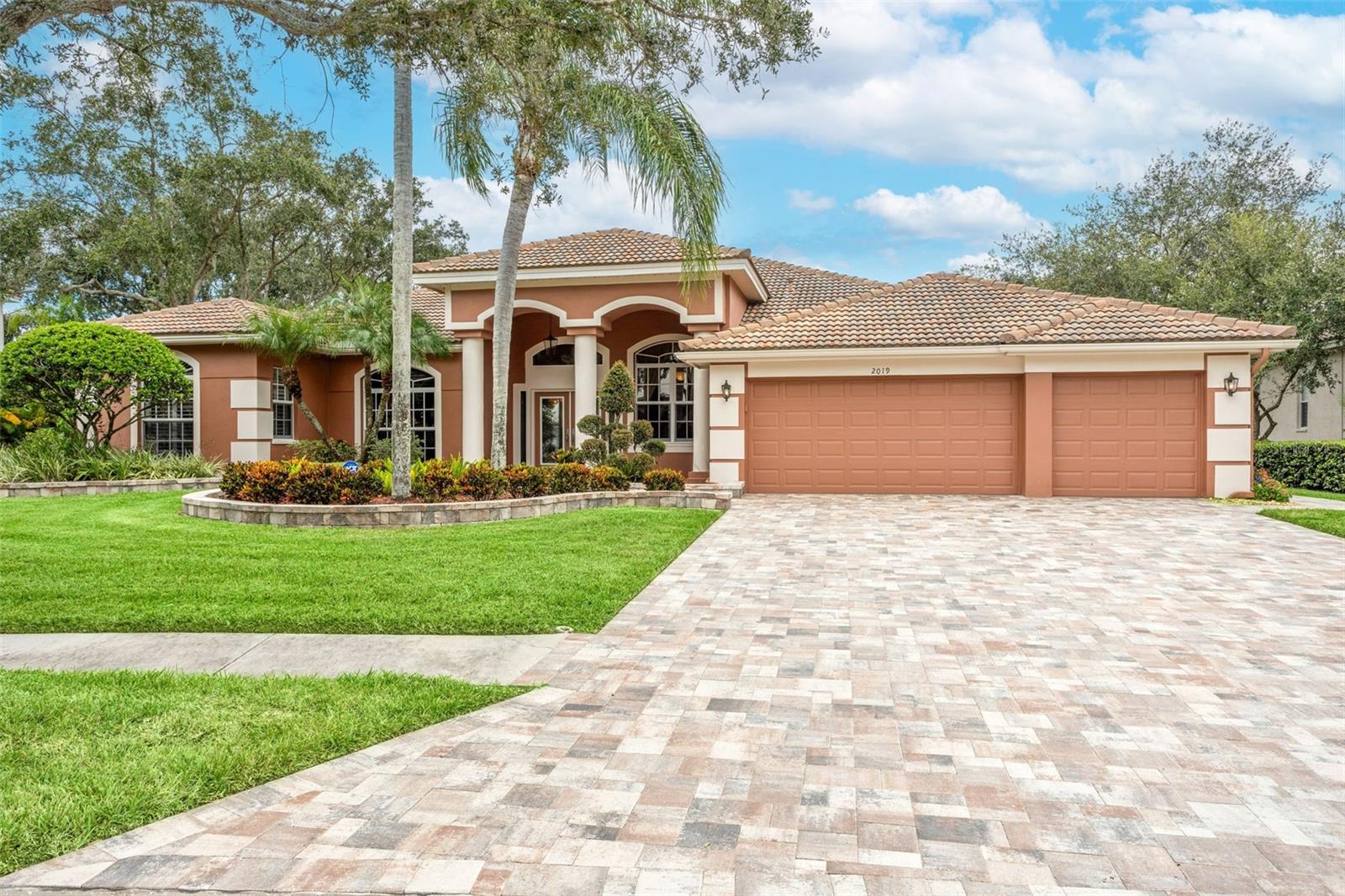 Details for 2019 Diamond Court, OLDSMAR, FL 34677