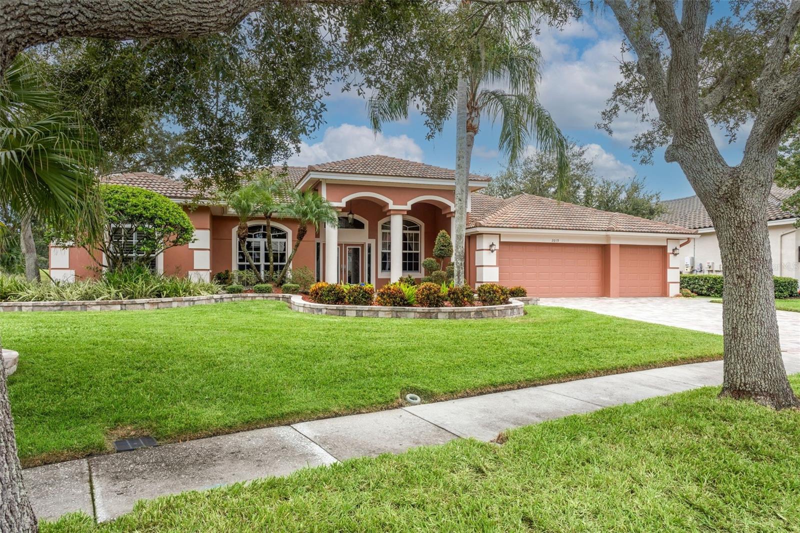 Image 4 of 74 For 2019 Diamond Court