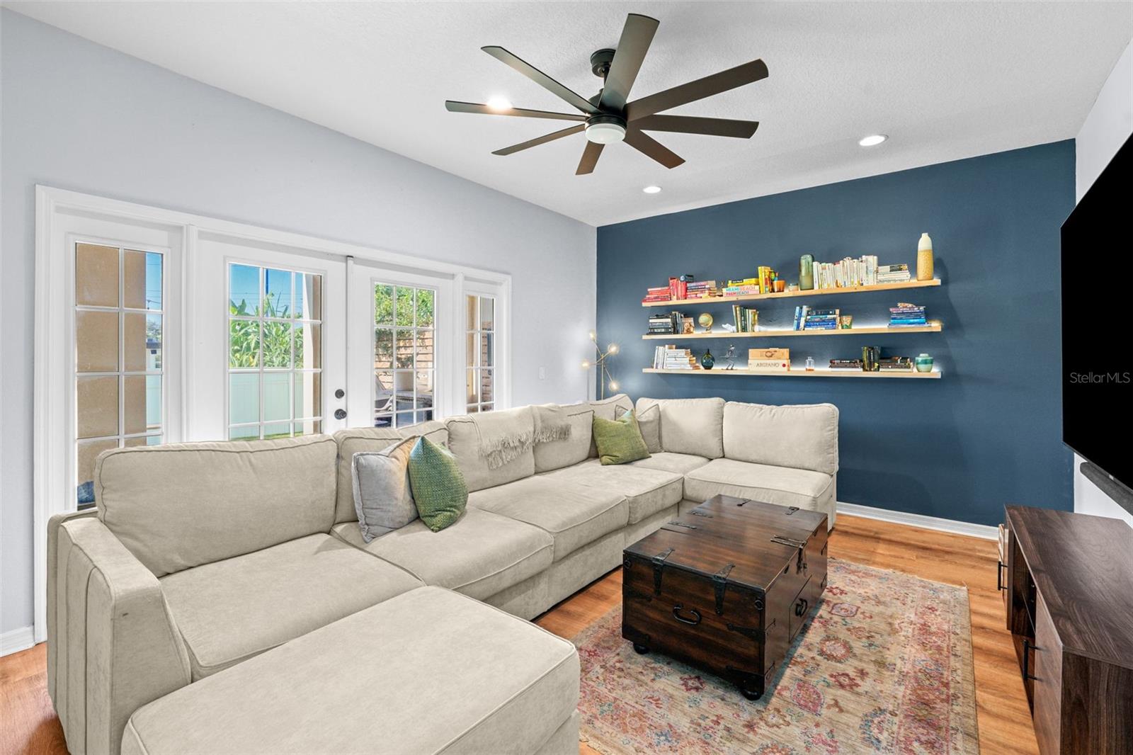 Image 12 of 40 For 3004 Aileen Street