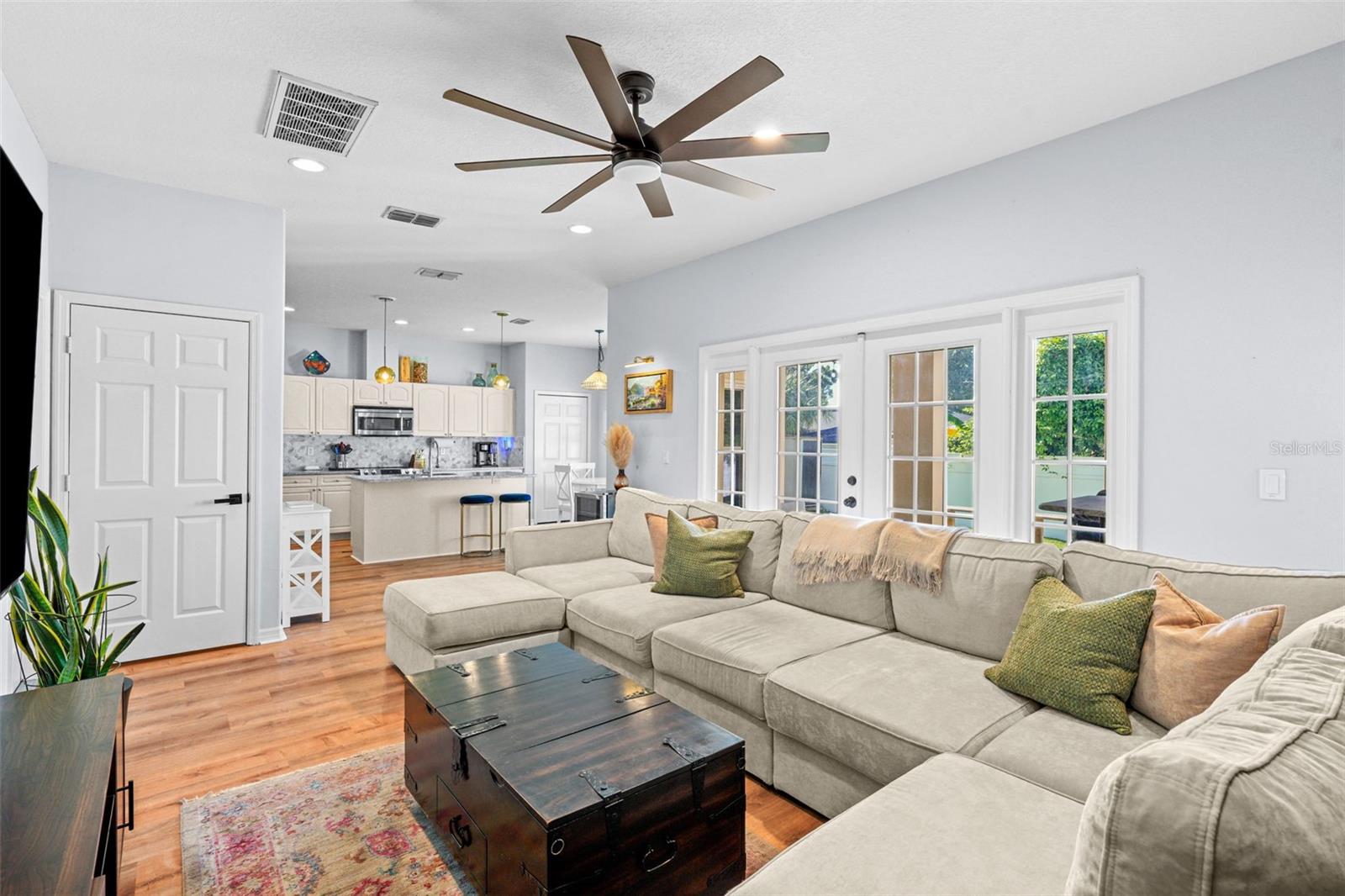Image 14 of 40 For 3004 Aileen Street