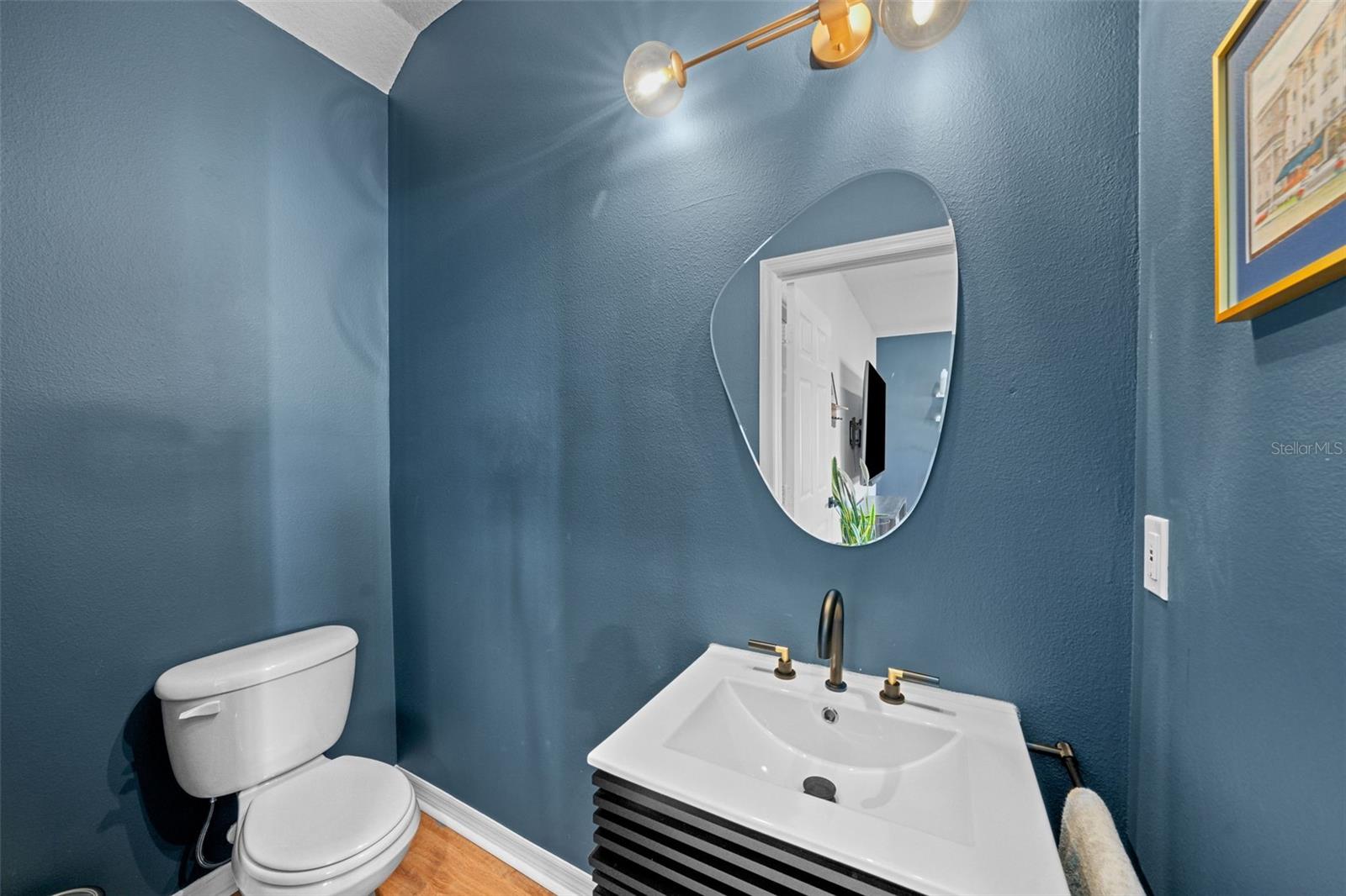 Image 15 of 40 For 3004 Aileen Street