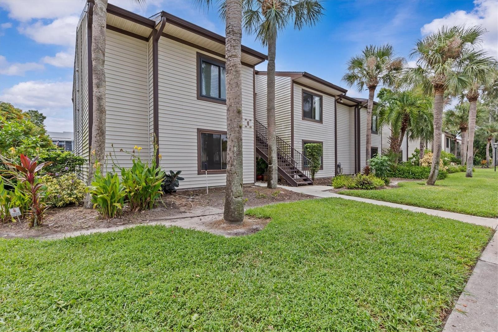 Image 2 of 40 For 386 Moorings Cove Drive 6f