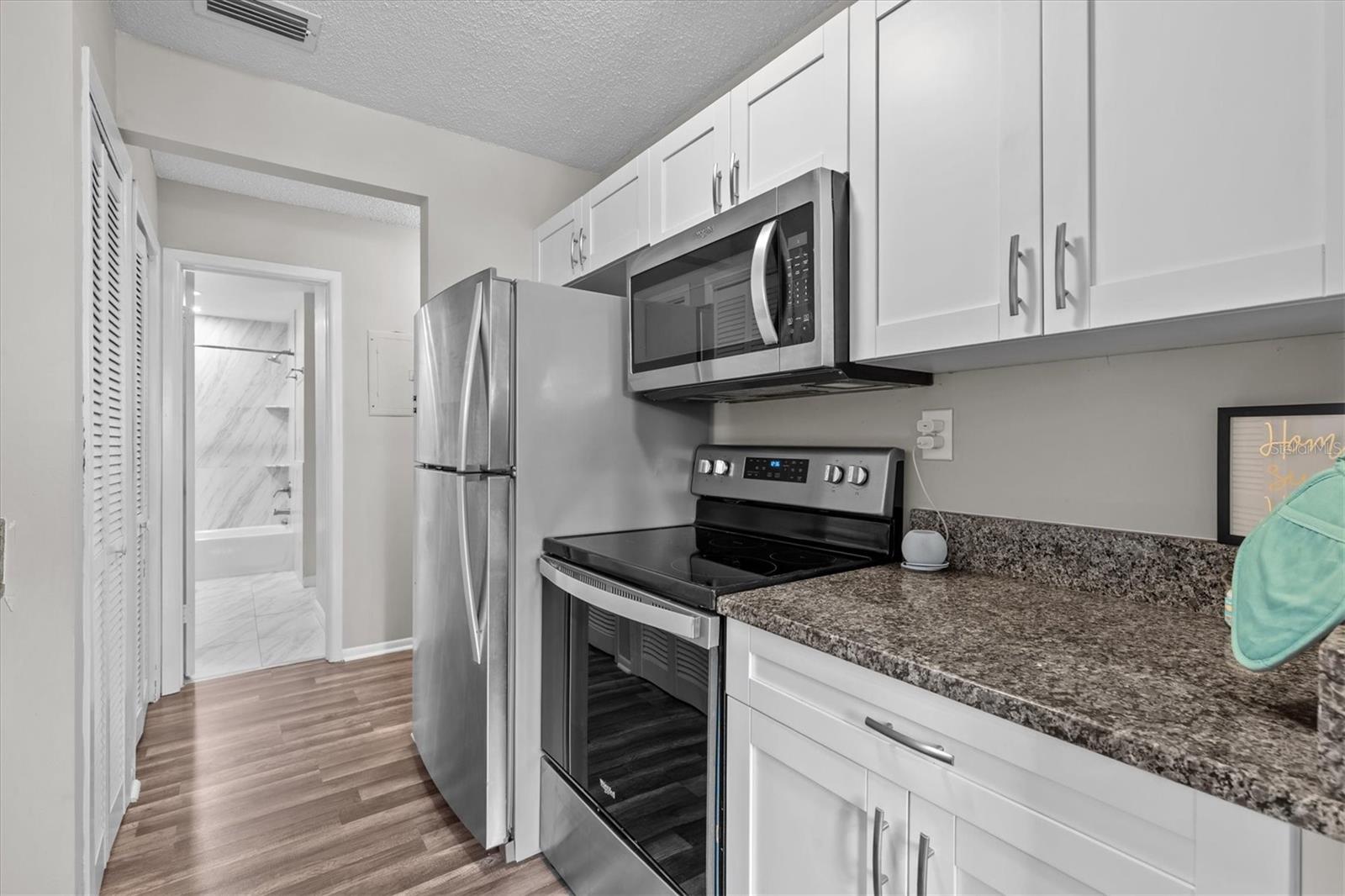 Image 21 of 40 For 386 Moorings Cove Drive 6f