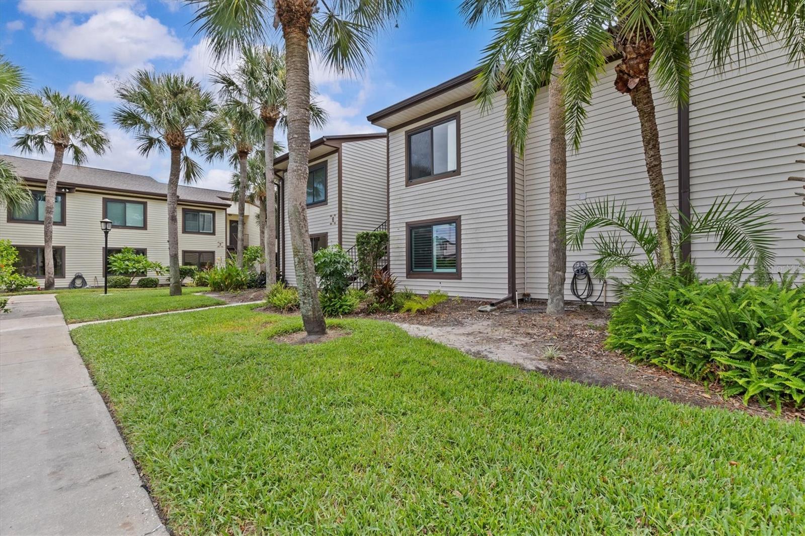 Image 3 of 40 For 386 Moorings Cove Drive 6f