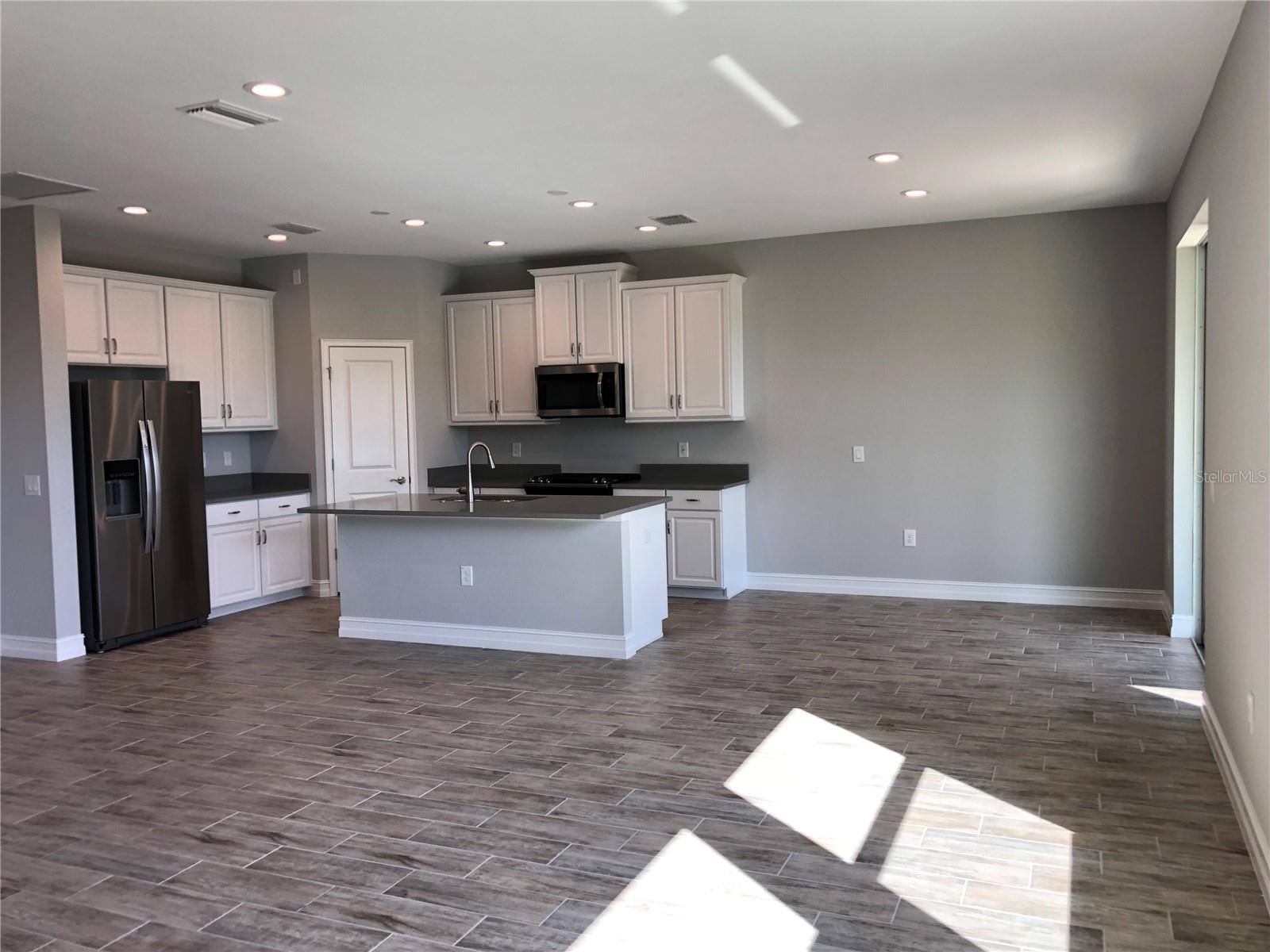 Image 10 of 37 For 28958 Trevi Place