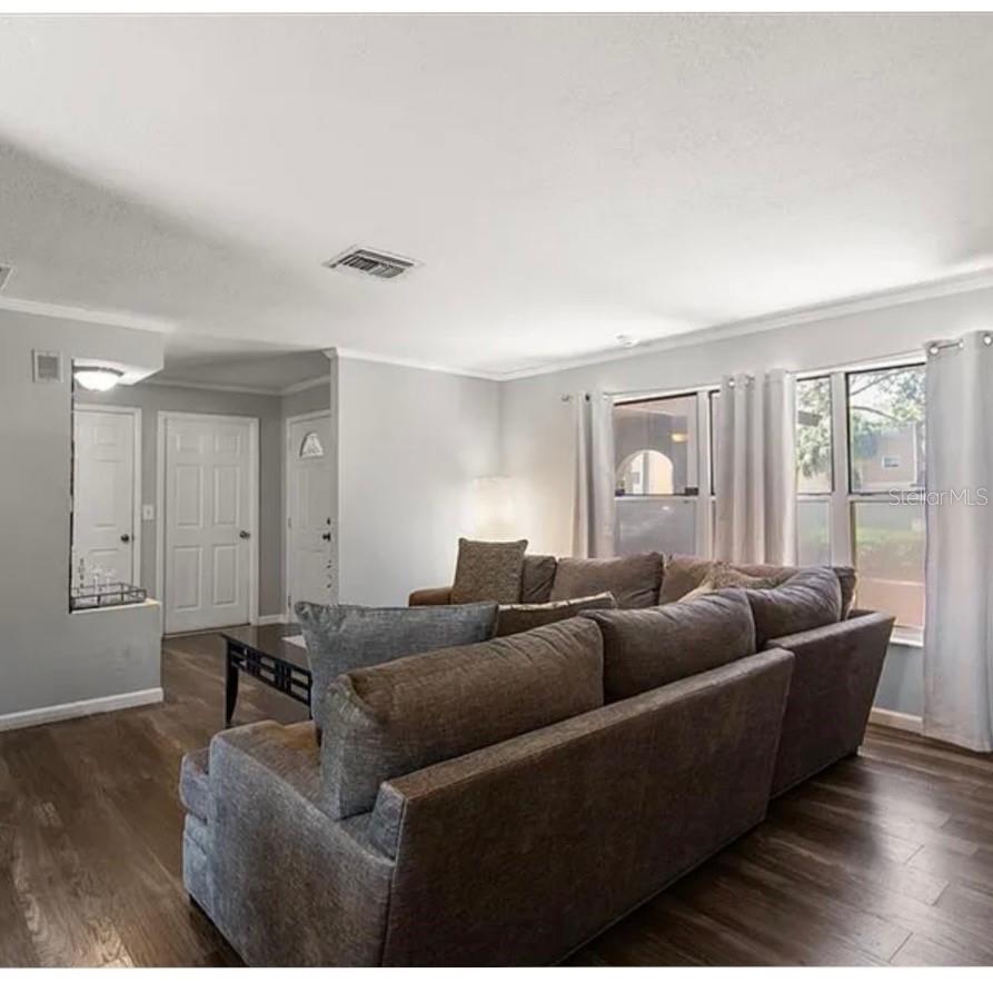 Image 4 of 23 For 2584 58th Avenue S