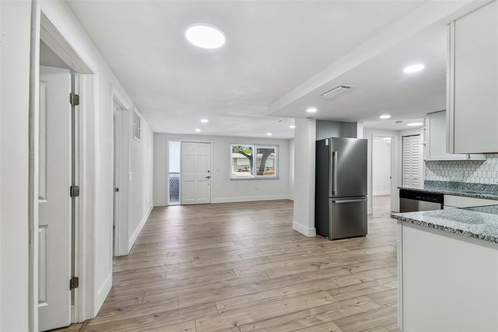 Image 13 of 72 For 6338 Nashua Drive