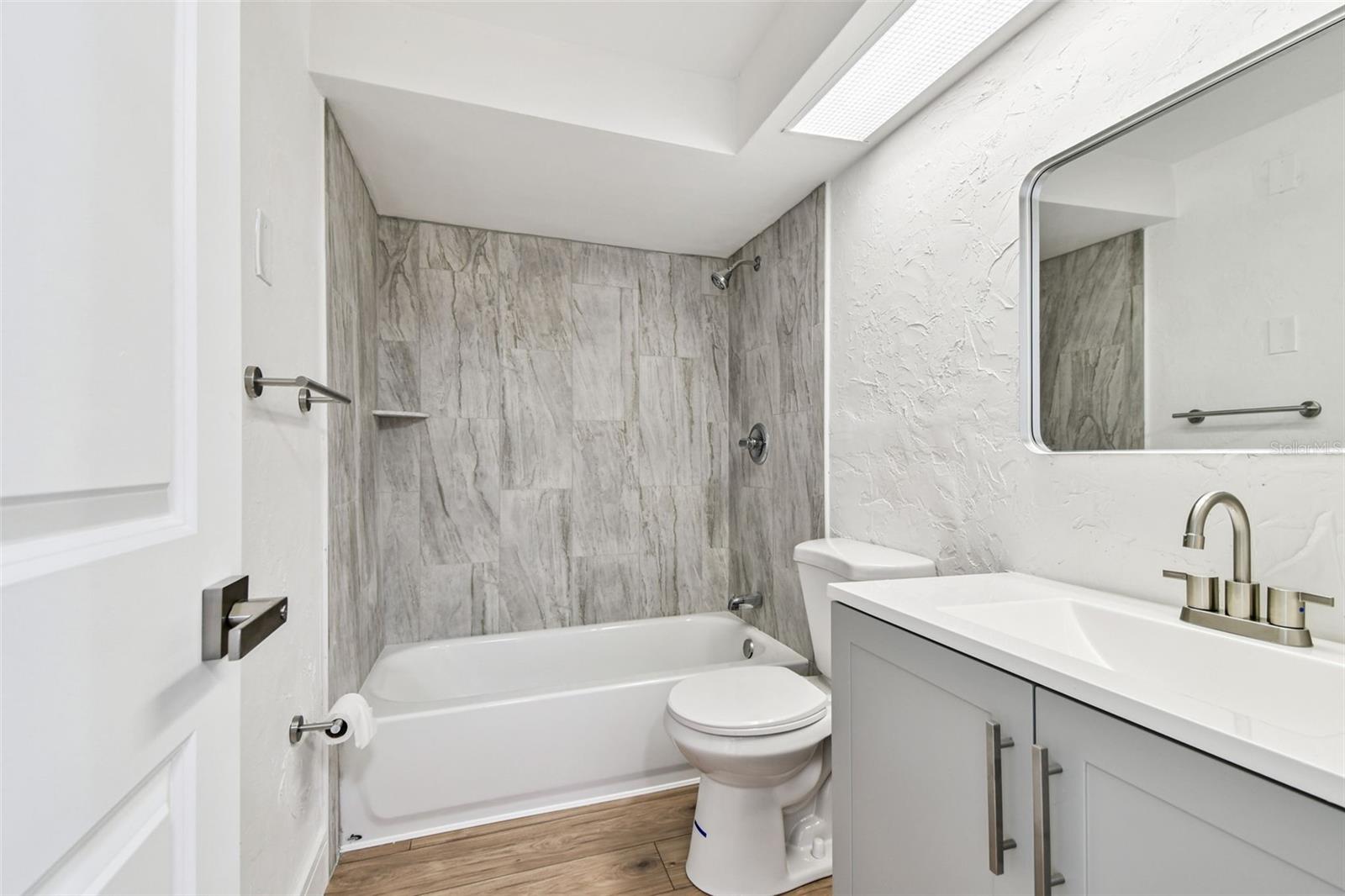 Image 33 of 72 For 6338 Nashua Drive