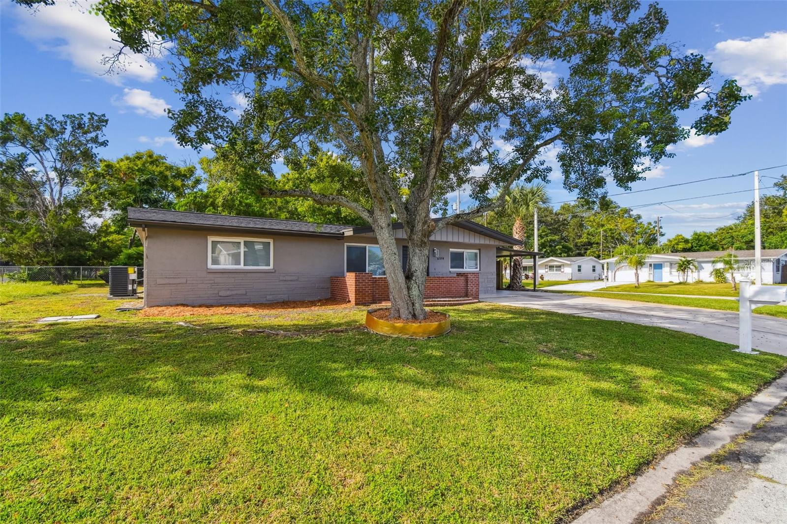 Image 4 of 72 For 6338 Nashua Drive