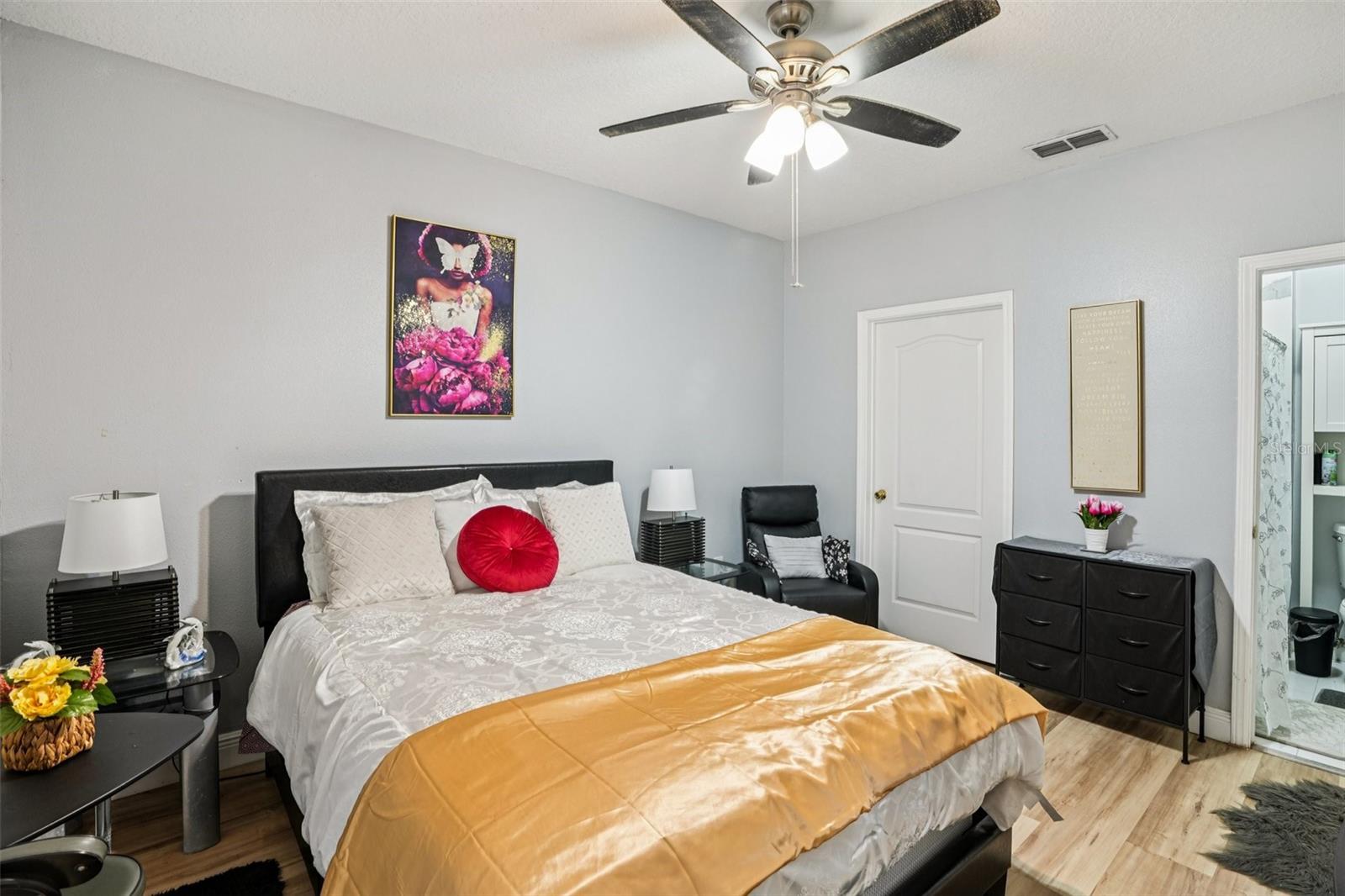 Image 12 of 26 For 10505 Villa View Circle