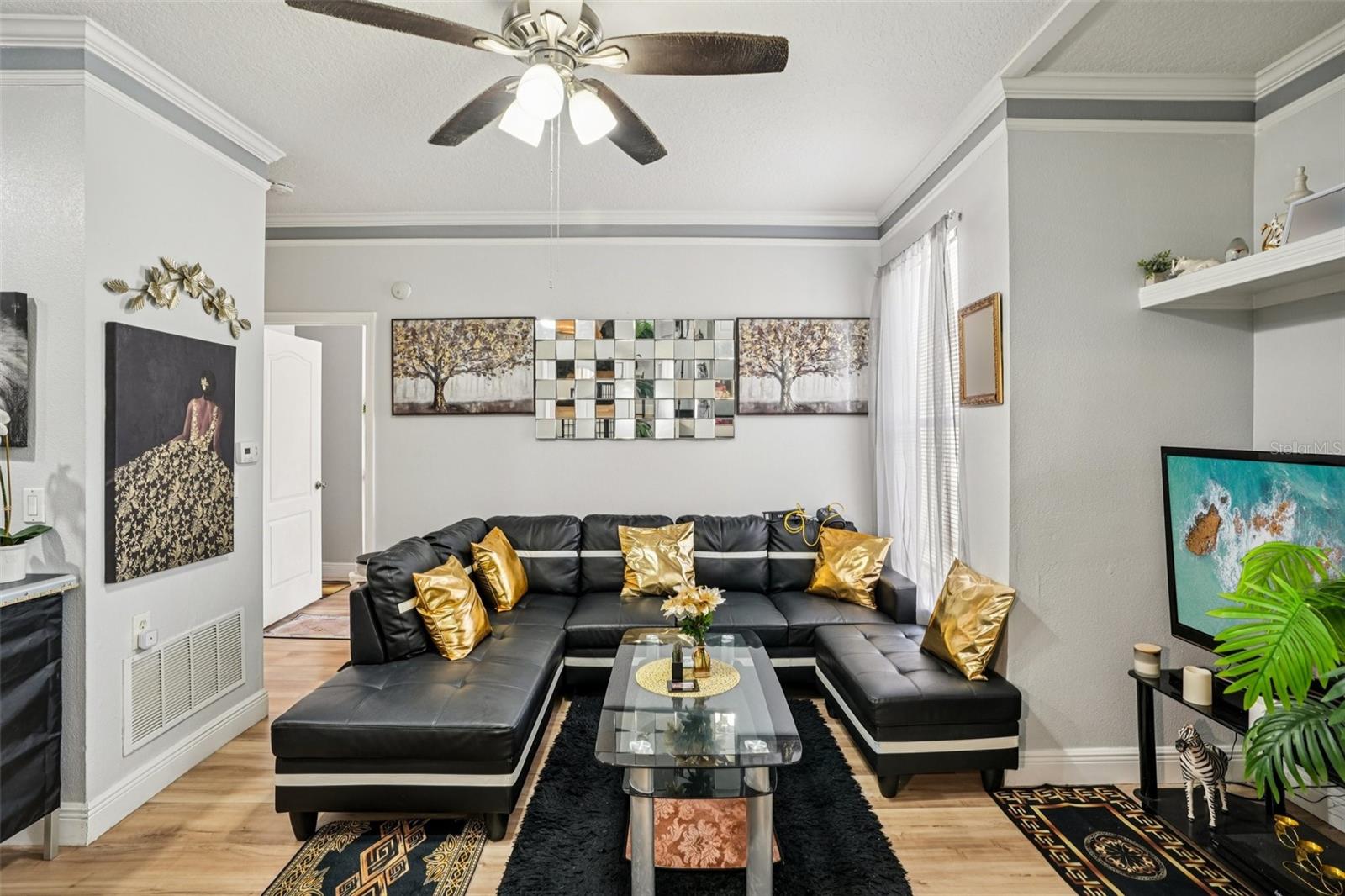 Image 3 of 26 For 10505 Villa View Circle
