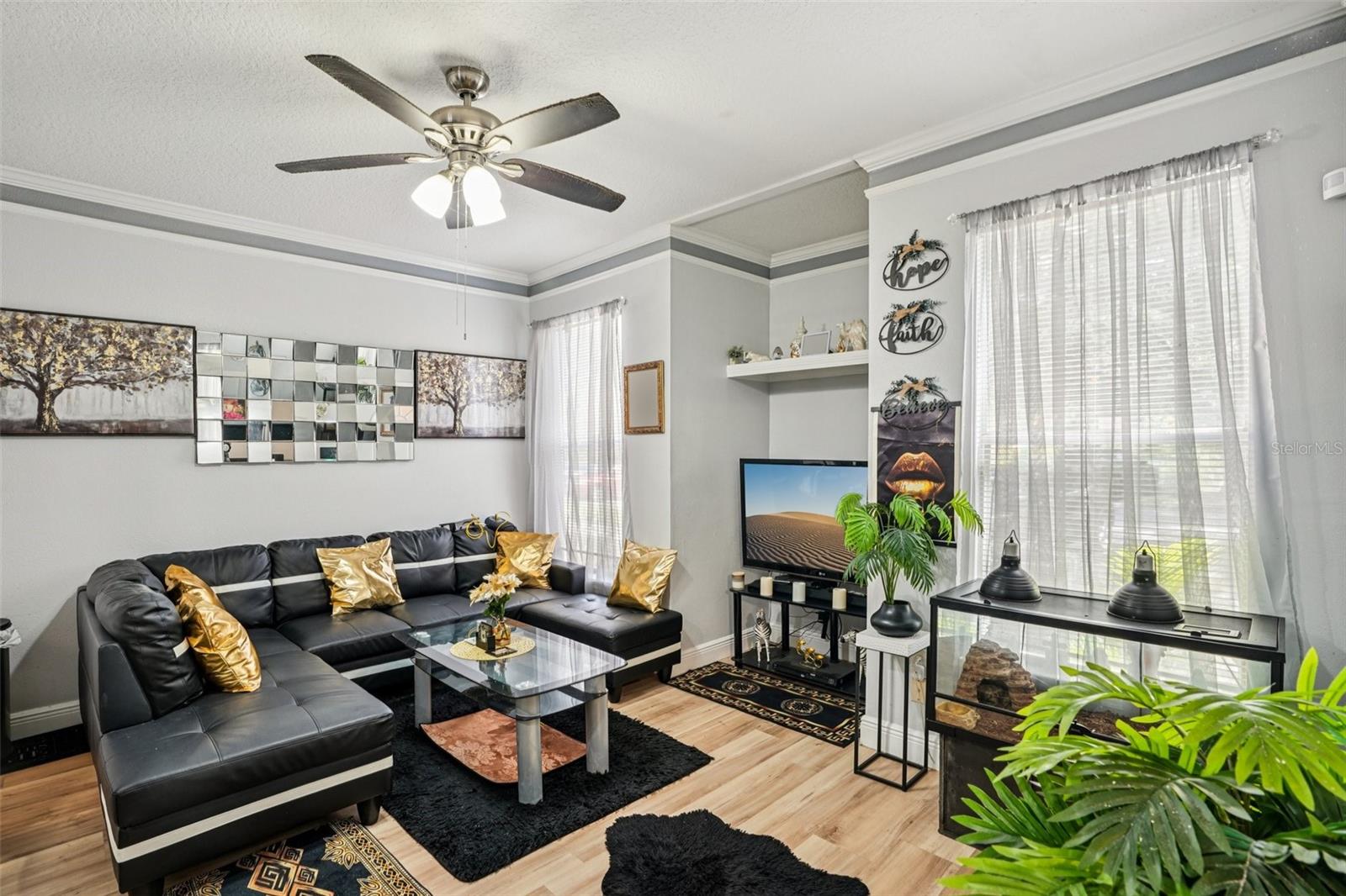 Image 4 of 26 For 10505 Villa View Circle