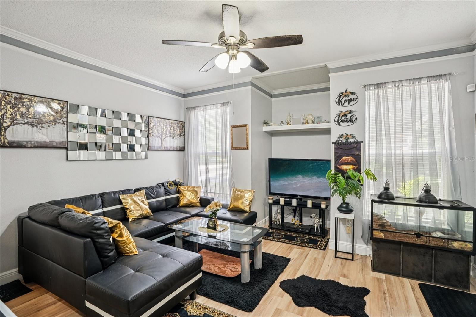 Image 5 of 26 For 10505 Villa View Circle