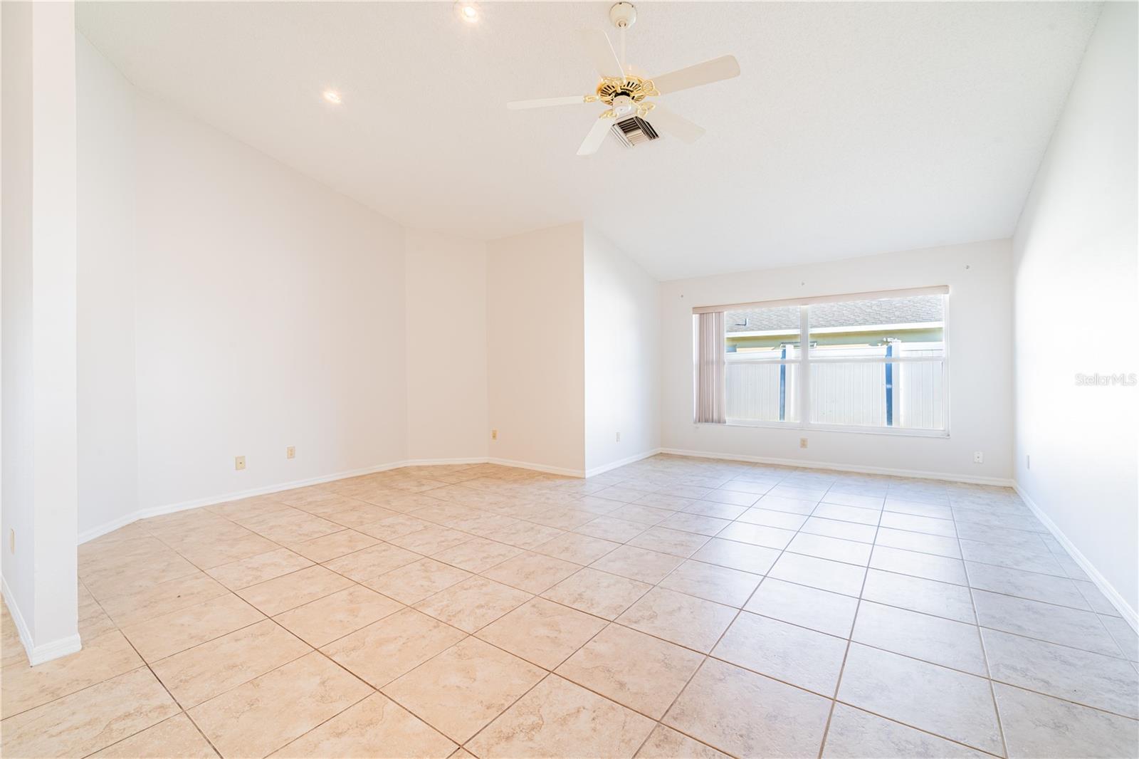 Image 21 of 26 For 2021 Elk Spring Drive